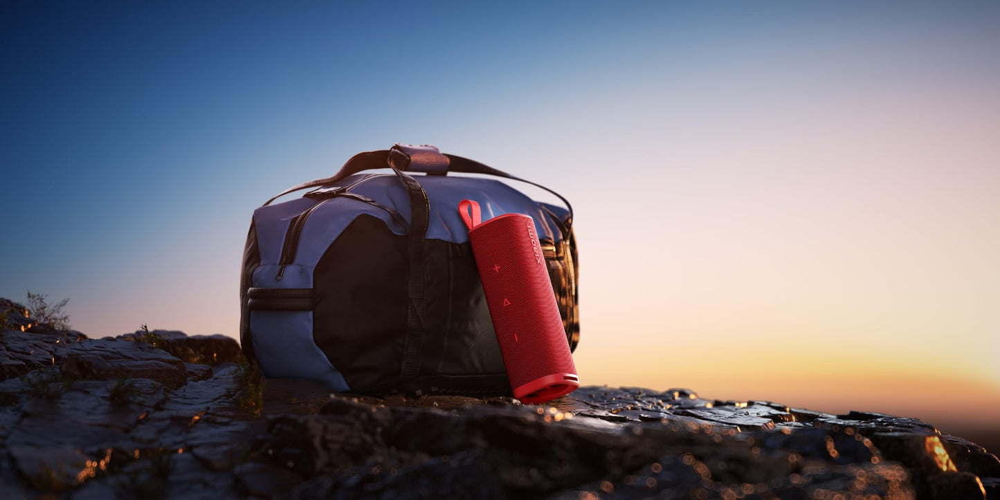 XIAOMI Sound Outdoor Red | Bocina Portátil de 30W con Sonido Potente | hasta 12 Horas de Reproducción | Sonido Estéreo con TWS | Waterproof IP67 | Bluetooth 5.4 | Altavoz con micrófono Integrado