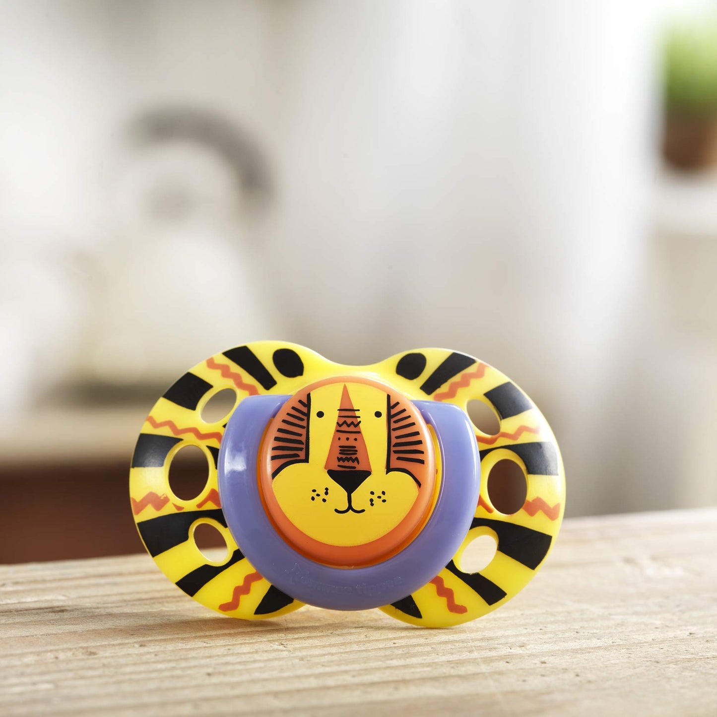 Chupete Tommee Tippee Multicolor Estilo Divertido para Bebé Unisex 18-36 Meses Paquete de 2