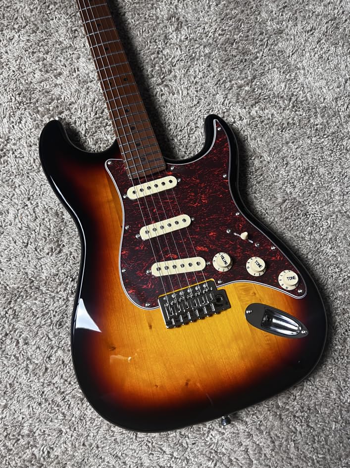 Jet Guitars JS300 SB Strat Guitarra, cuerpo de tilo sólido, 22 trastes, cuello de arce tostado, pastillas de cerámica, trémolo tradicional