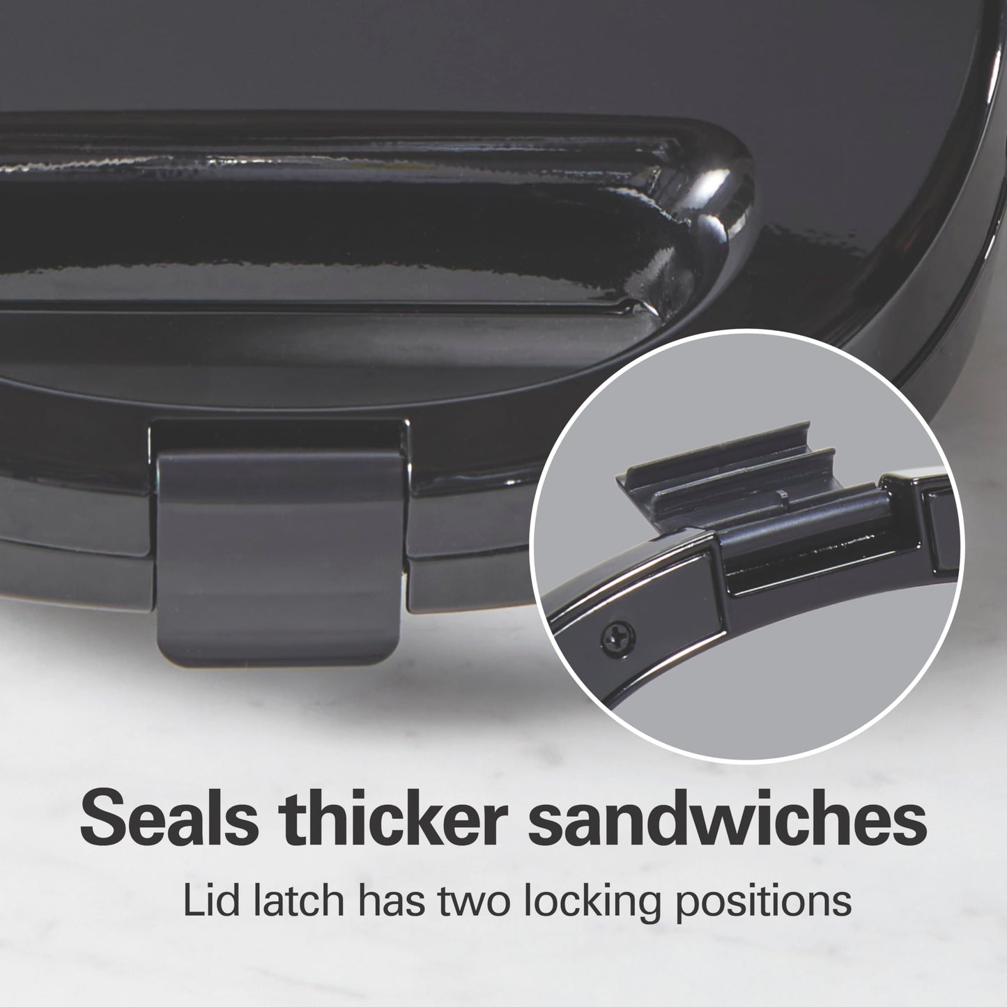 Hamilton Beach Sandwichera con Rejillas Antiadherentes, Negra (25430), 4"