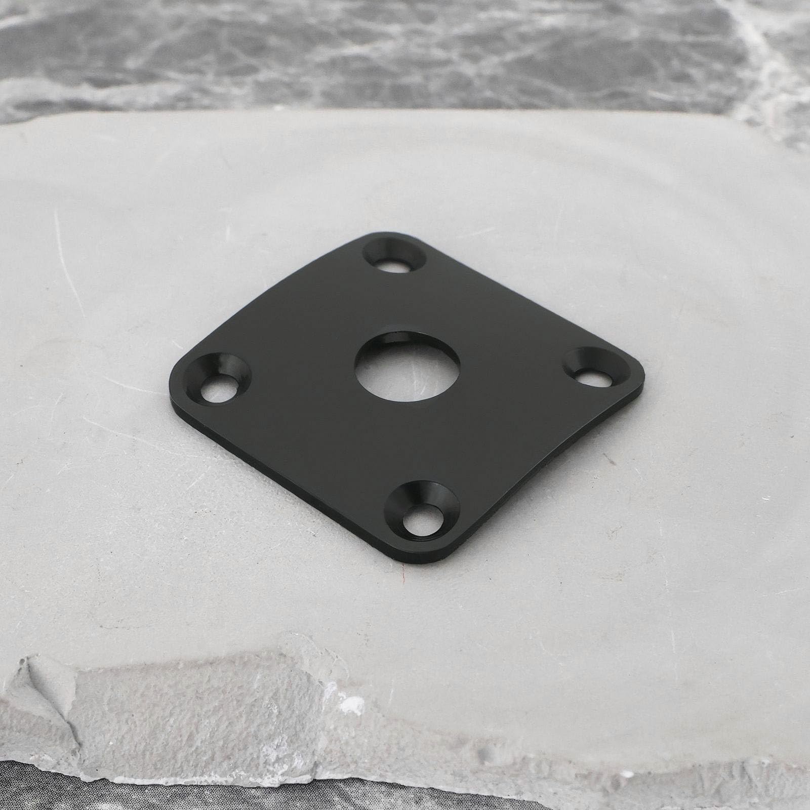 YINETTECH - Cubierta de enchufe de guitarra eléctrica cuadrada de chapa de metal de 35 x 35 mm, apertura de 10 mm, con tornillos compatibles con Gibson Les Paul se adapta a Jack de 1/4 pulgadas, color