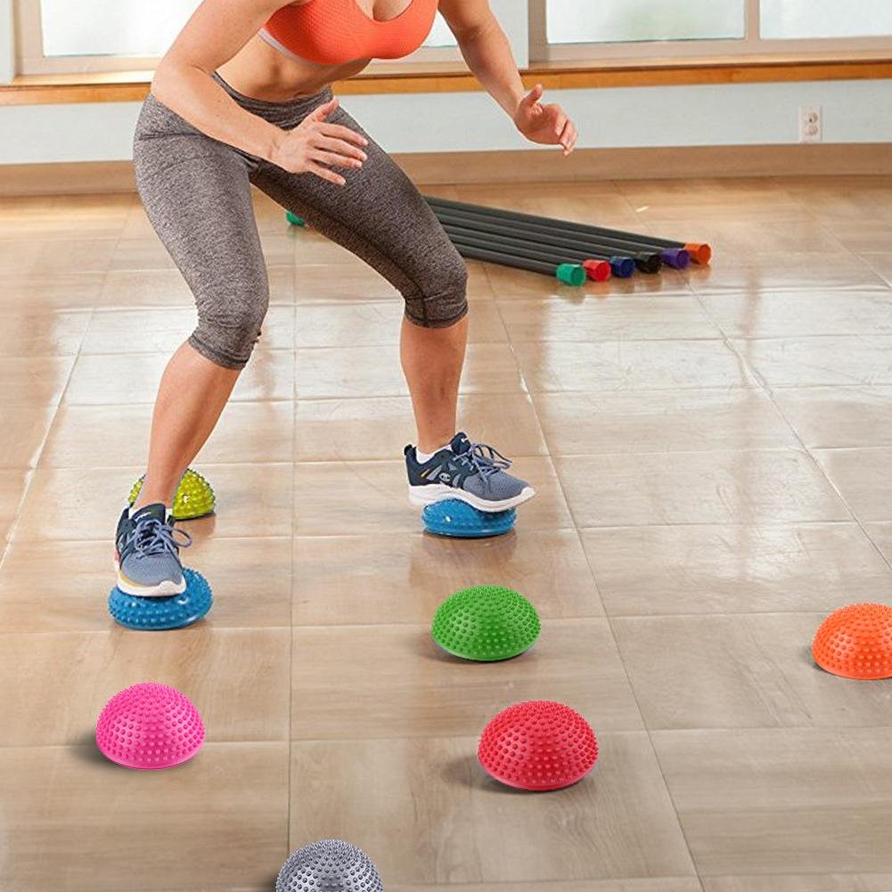 Disco De Equilibrio Meia Bola,Balancin Terapeutico,Pelota De Yoga De PVC,Medias Inflables De PVC Bolas De Yoga Punto De Masaje Fitball Ejercicios Entrenador Fitness Balance Ball(Púrpura)