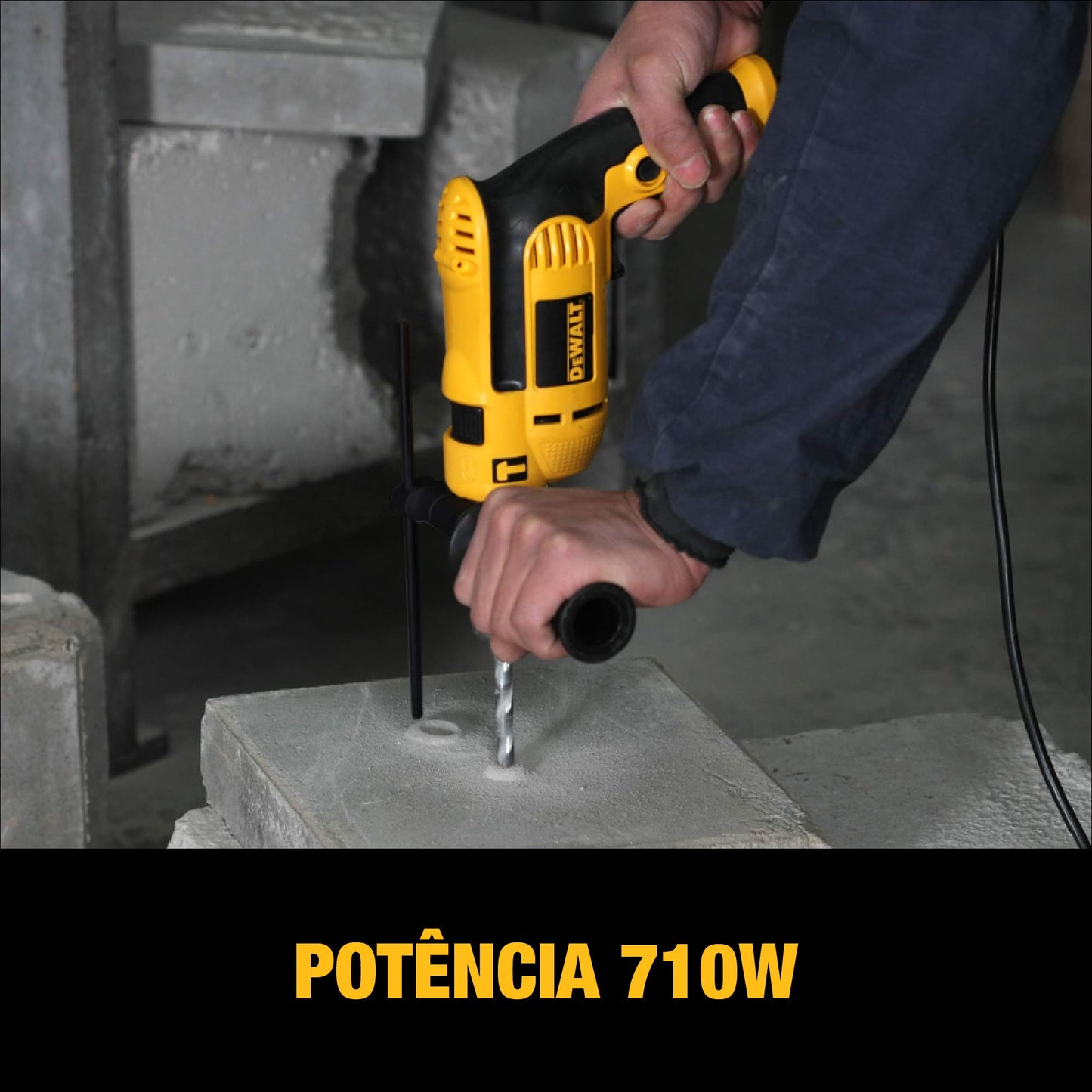 DEWALT Taladro Percutor 1/2" (13mm), 710W, 0-2600RPM, DWD024