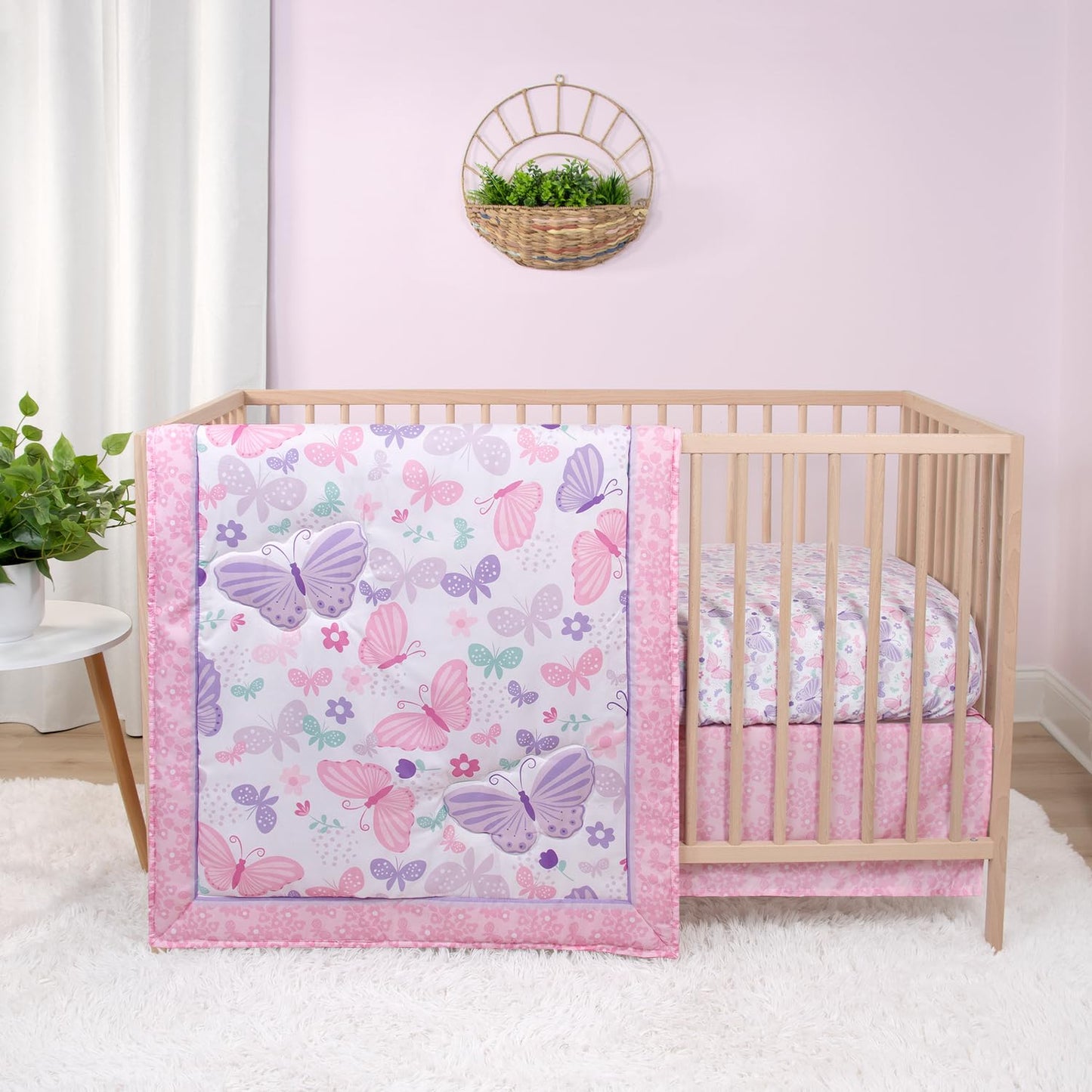 The Peanutshell - Juego de cama de cuna de bebé de 3 piezas para niñas, juego de cama de bebé recién nacido, bebé y niño pequeño, decoración con sábana bajera para cuna, volantes contra el polvo