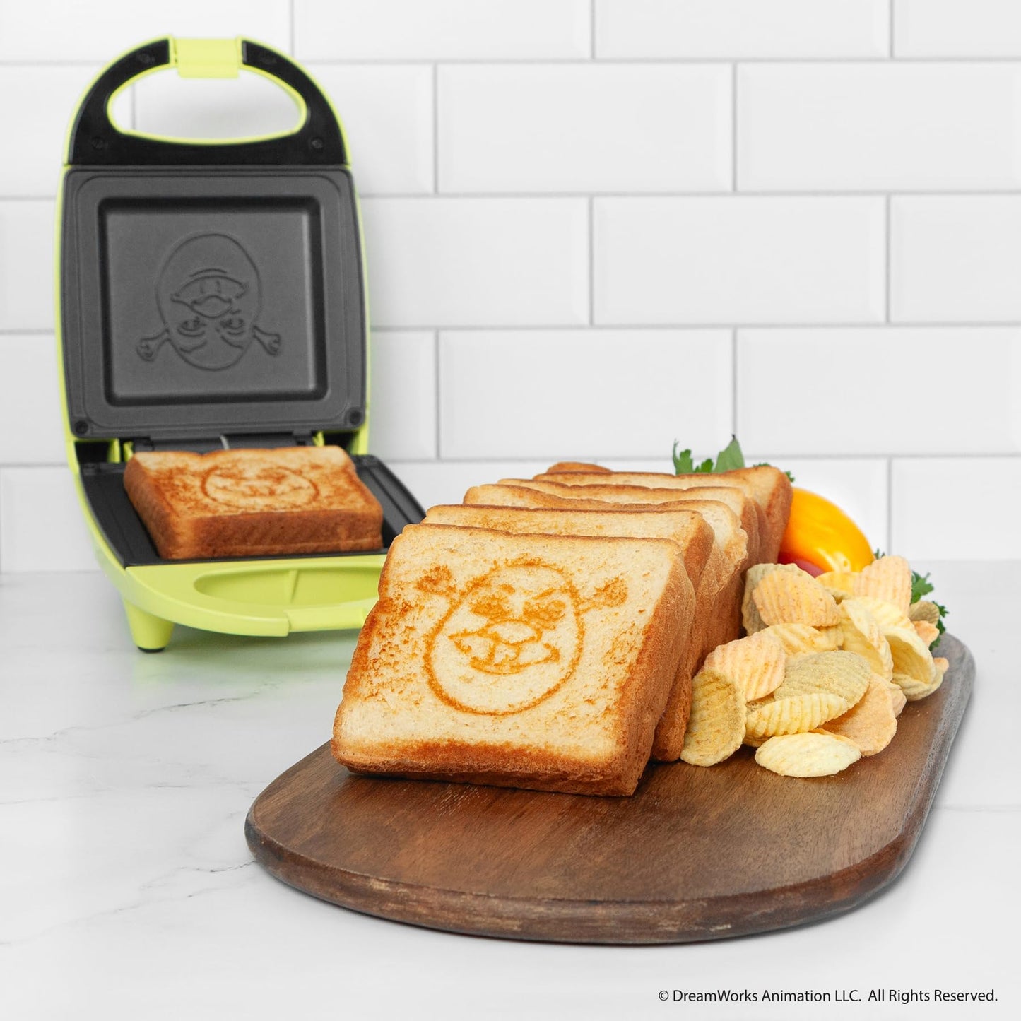 Sandwichera Uncanny Brands Shrek Pequeño Aparato de Cocina