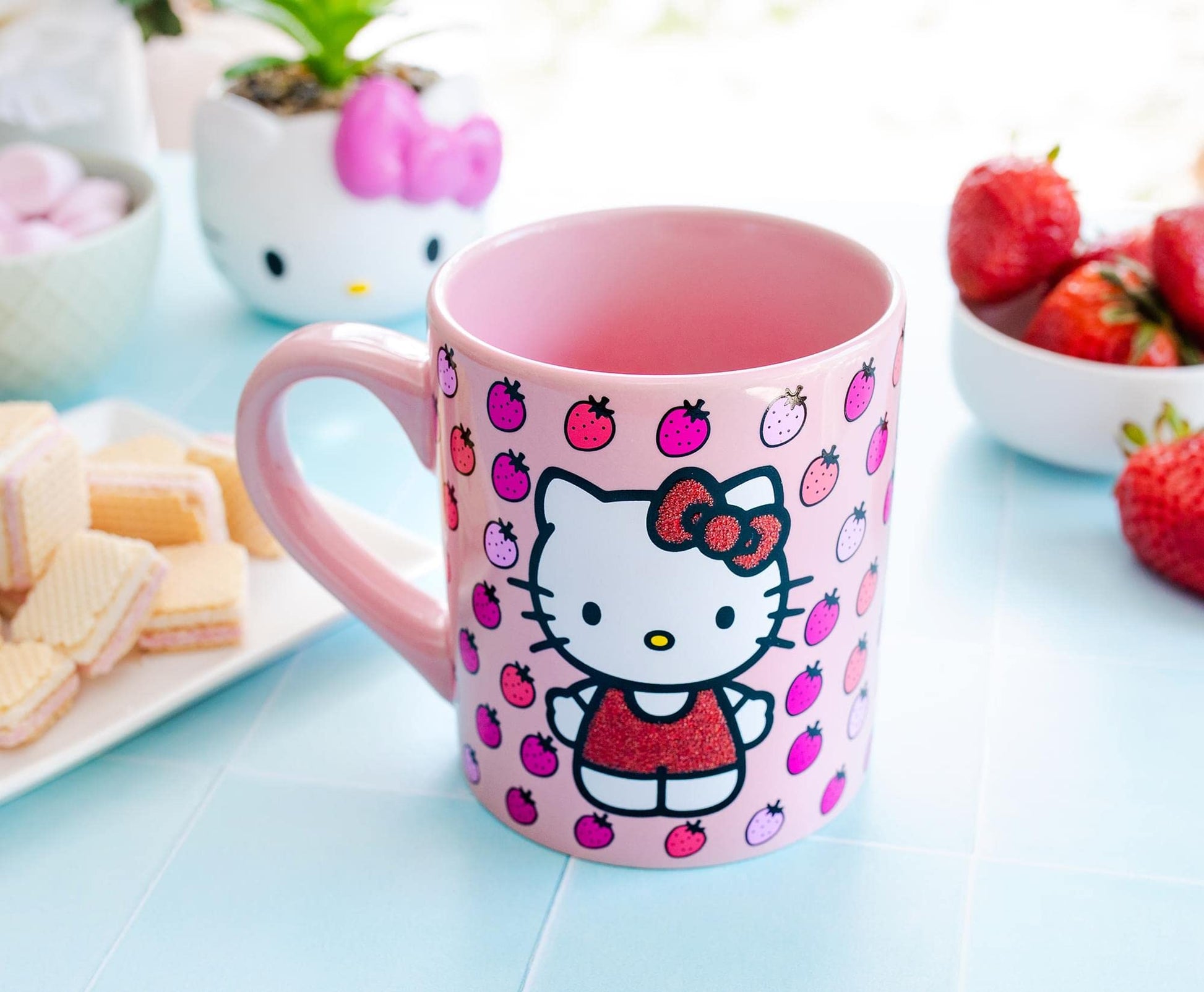 Taza de Cerámica Silver Buffalo rosa con Purpurina Hello Kitty