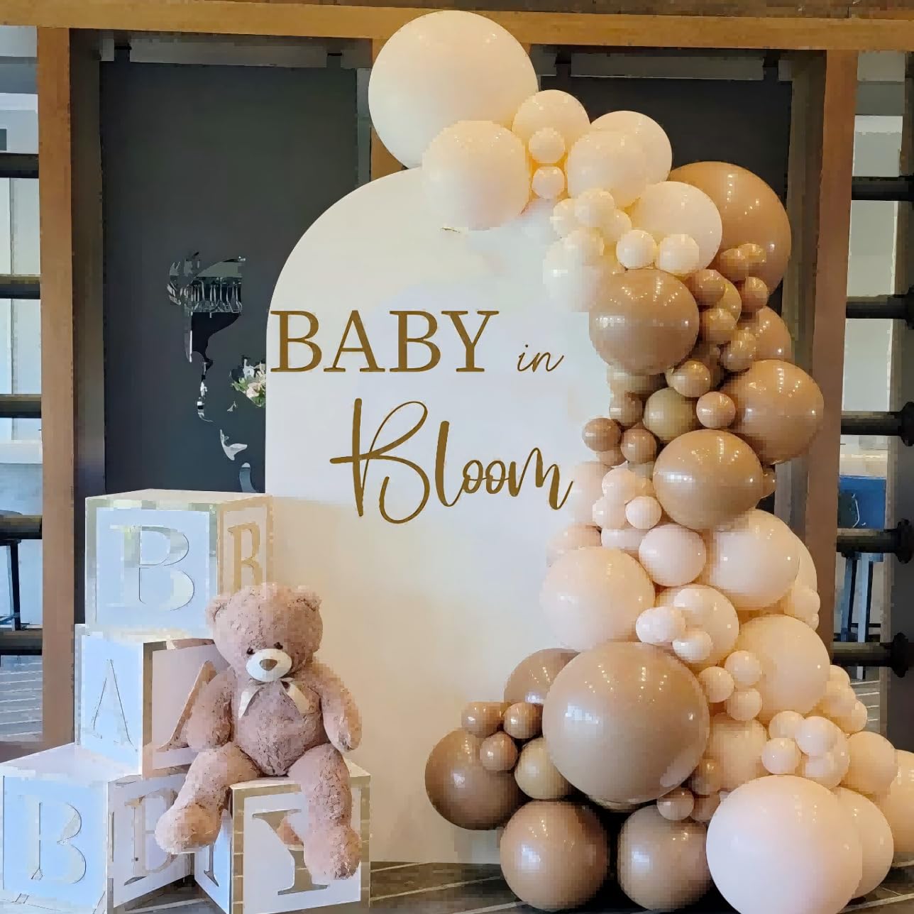 Letrero de decoración de pared para embarazo, diseño de bebé en flor para fiesta con texto en inglés "Baby in Bloom"