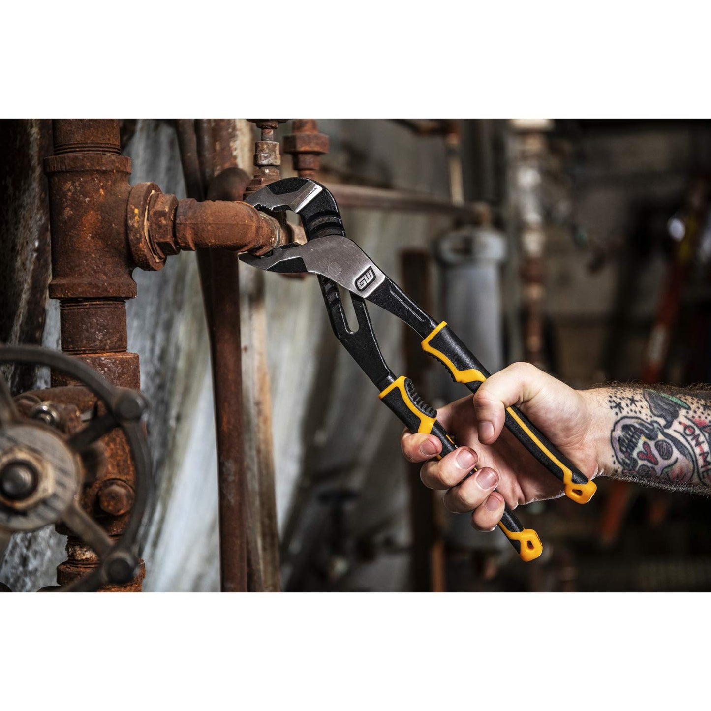 GEARWRENCH Pitbull K9 V-Jaw - Alicates de doble material para lengüeta y ranura - 82168C