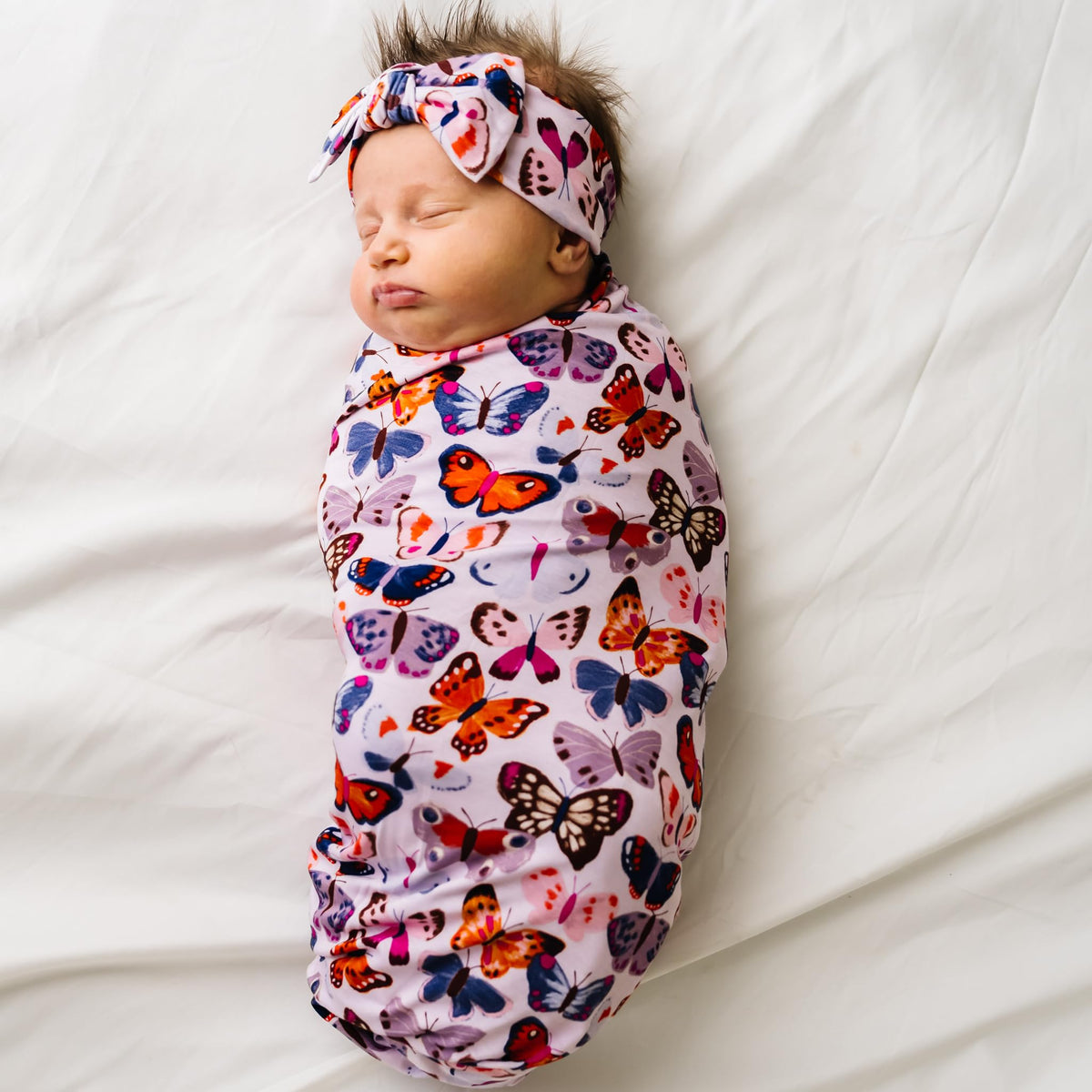 Little Sleepies Juego de Manta Envolvente y Diadema con Moño, Viscosa de Bambú Mantas Envolventes para Bebé, Ropa para Bebé Recién Nacida (Butterfly Kisses)