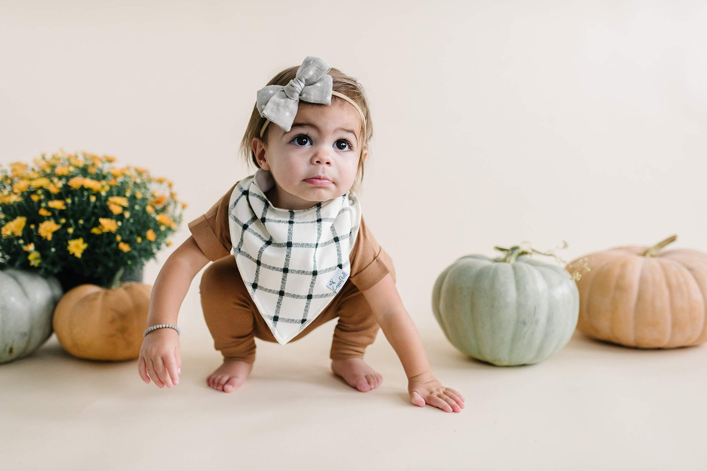 Copper Pearl - Paquete de 4 baberos de algodón suave para babeo y dentición, baberos absorbentes para bebés y niños, ajustables para adaptarse a recién nacidos a niños pequeños, toneladas de estilos