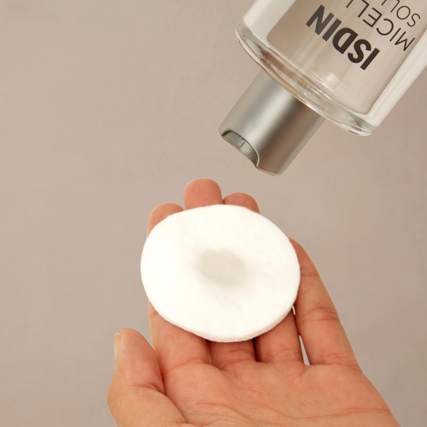 ISDIN Micellar Solution 4 en 1 Agua Micelar: Limpia, Desmaquilla, Hidrata y Tonifica, 400ml