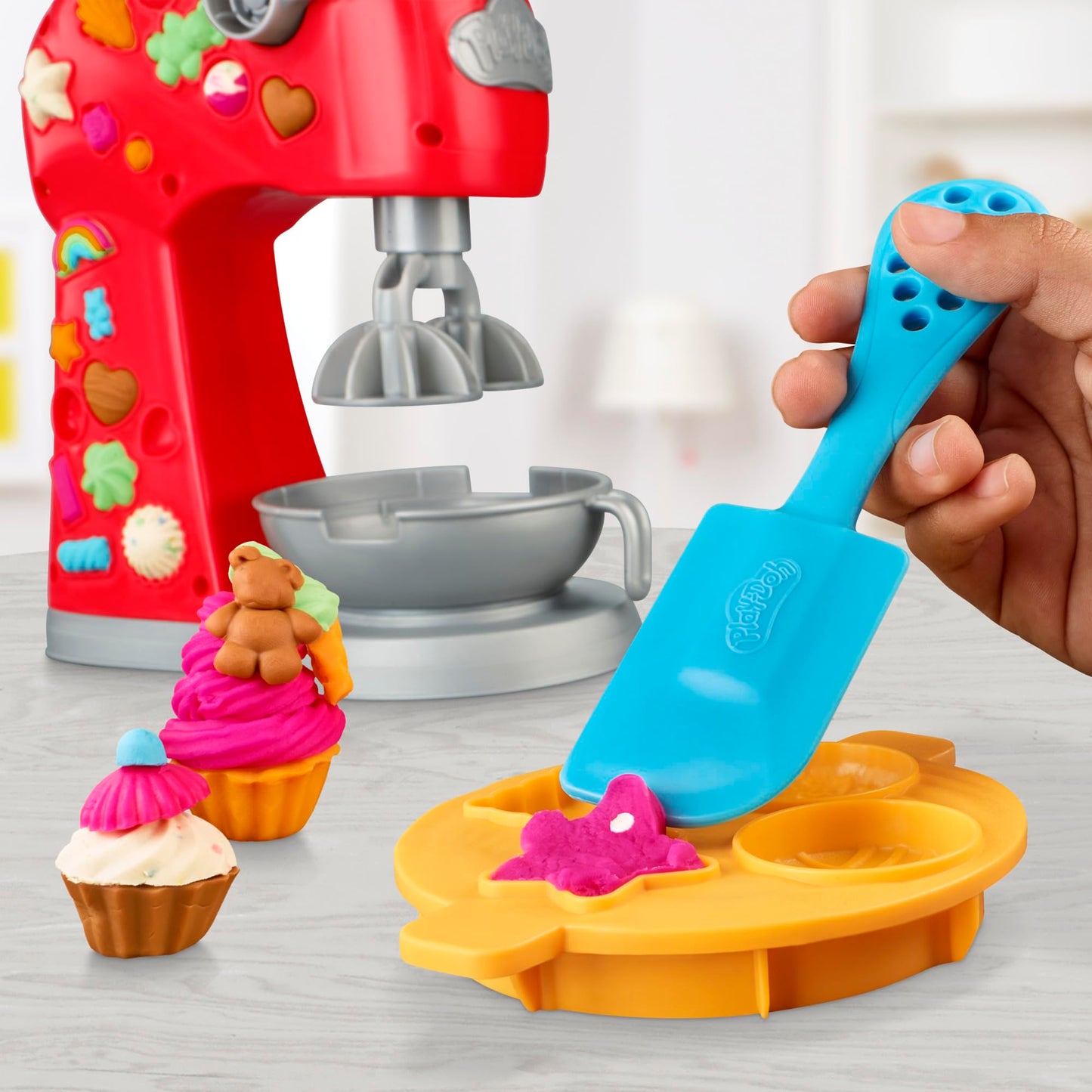 Hasbro Play-Doh Kitchen Creations Batidora Mágica Juego de Creatividad para Niños y Niñas a Partir de los 3 años