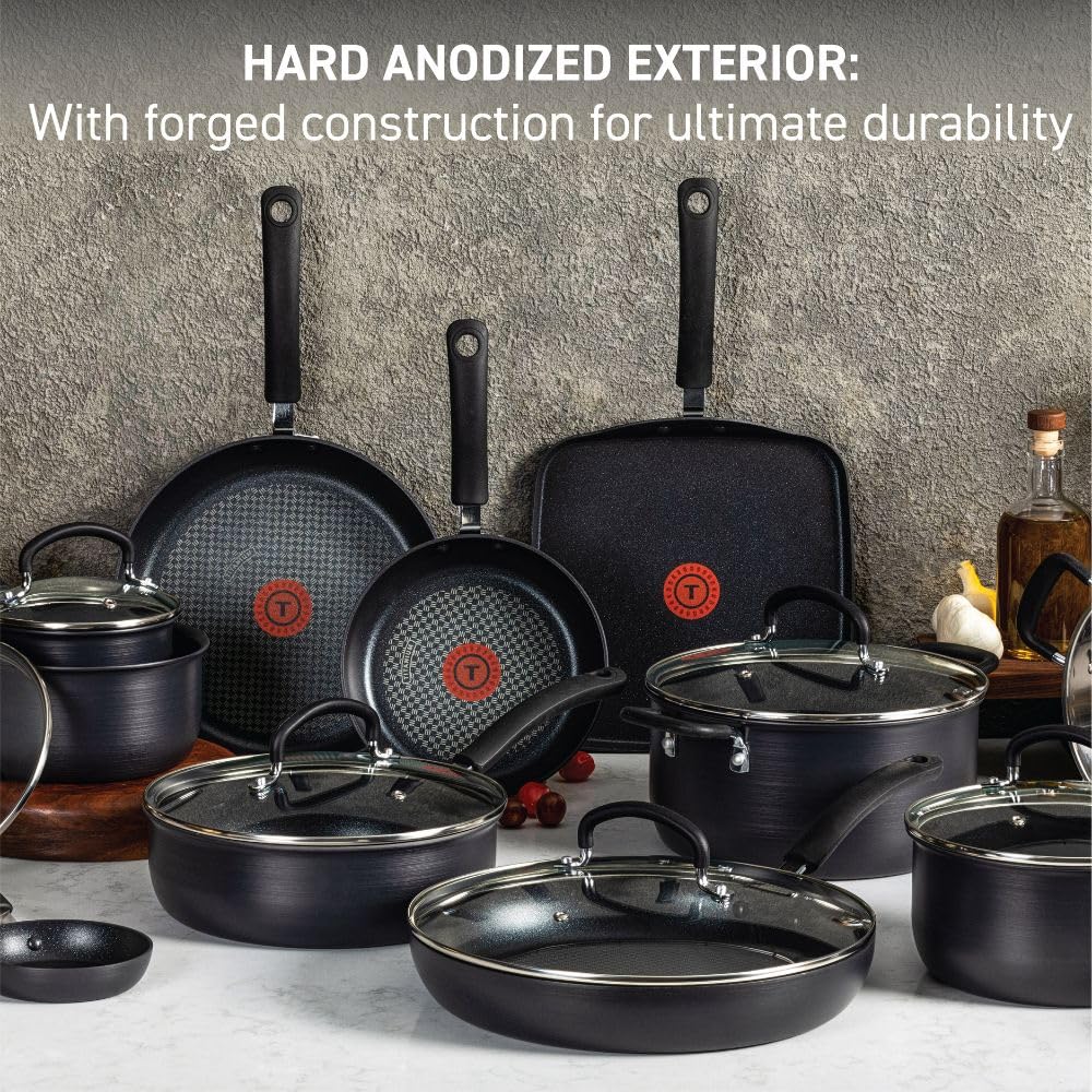 Set de Ollas T-fal Gris Anodizado Duro Máximo Interior Antiadherente Expert con Indicador Thermo-Spot 17 Piezas