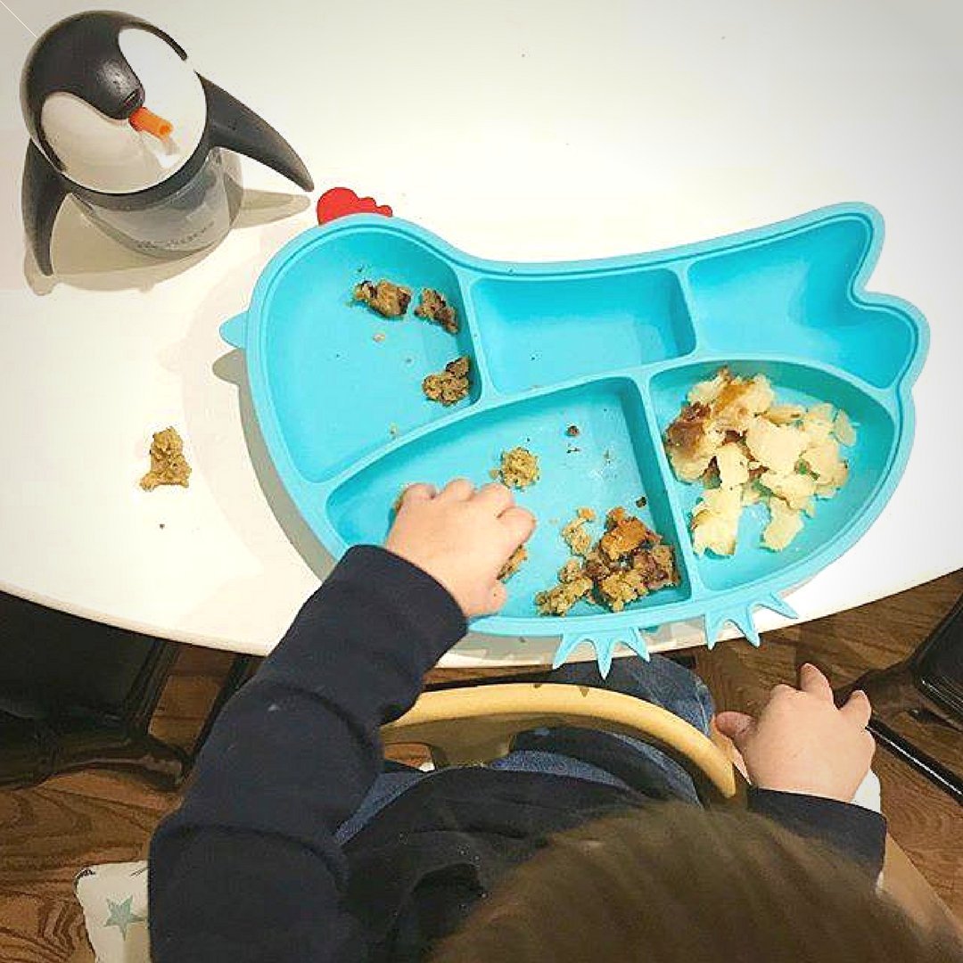 Innobaby Din Din Smart - Plato de silicona para pollo, diseño de niños, Azul