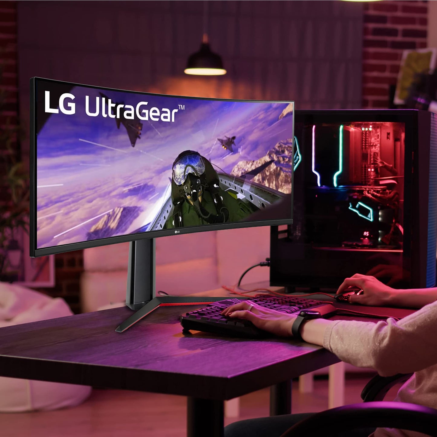 LG Monitor Curvo UltraWide Gaming 34" 160Hz VA WQHD, 34GP63A-B (2560 x 1440), Tiempo de Respuesta 1ms, MBR AMD FreeSync Premium, HDMI, Display Port, 1800R.