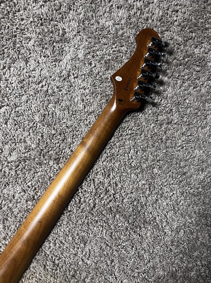Jet Guitars JS400 VYW Strat Guitarra, pastillas HSS Alnico, cuerpo de madera de tilo maciza, cuello de arce tostado, trémolo de 2 puntos