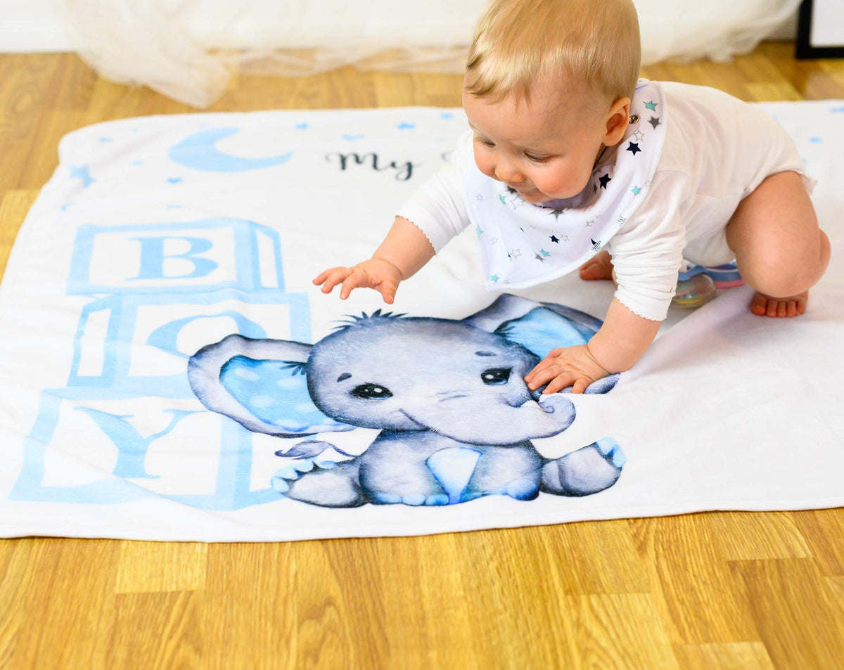 Baby Monthly Milestone Blanket Boy - Premium Extra Soft Fleece Blanket for Baby Shower - Newborn Month Milestone Blanket for Baby Boy Nursery Decor - Capture Baby Growth - with Baby Bib + 2 Frames