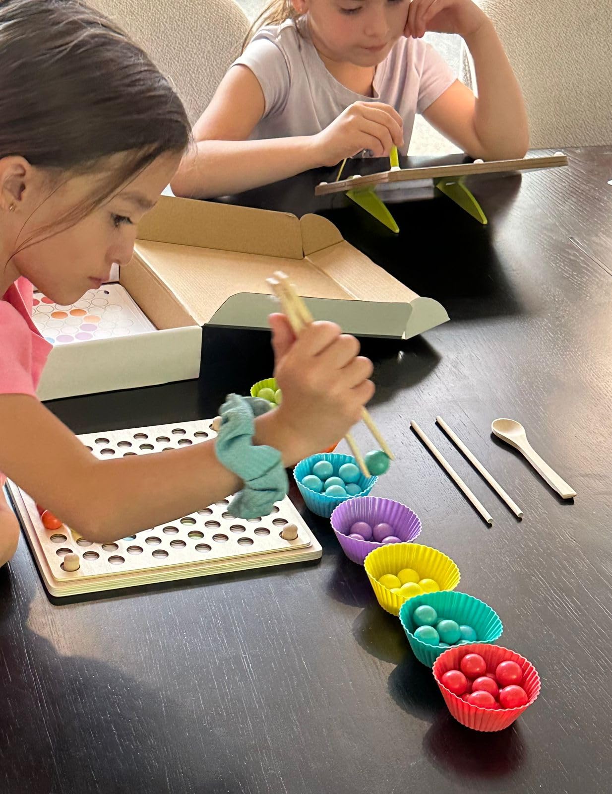 Juguete Montessori Time to Fiesta Figuras de Bolitas Colores