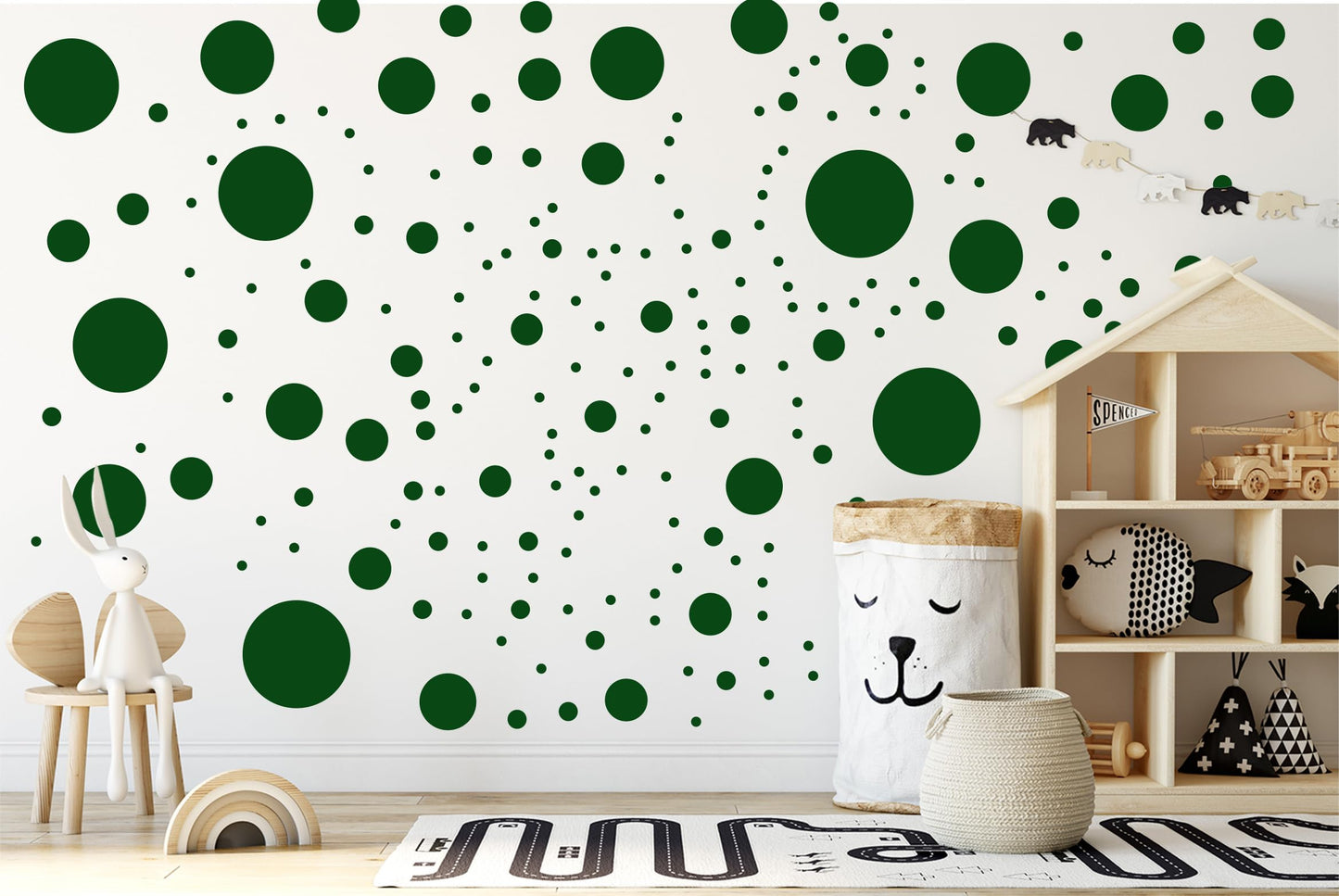 StickerDeen 500 pegatinas de pared con círculos de lunares surtidos para recámara de niños, sala de estar, aula, decoración de sala de juegos, calcomanías de pared de vinilo extraíbles (verde oscuro)