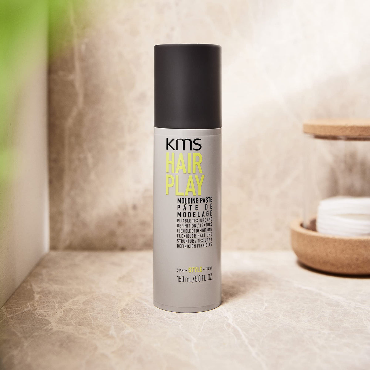 KMS HAIRPLAY Molding Paste Provides Texture, Natural Shine, Pliable Hold & Definition Unisex, 150 ml
