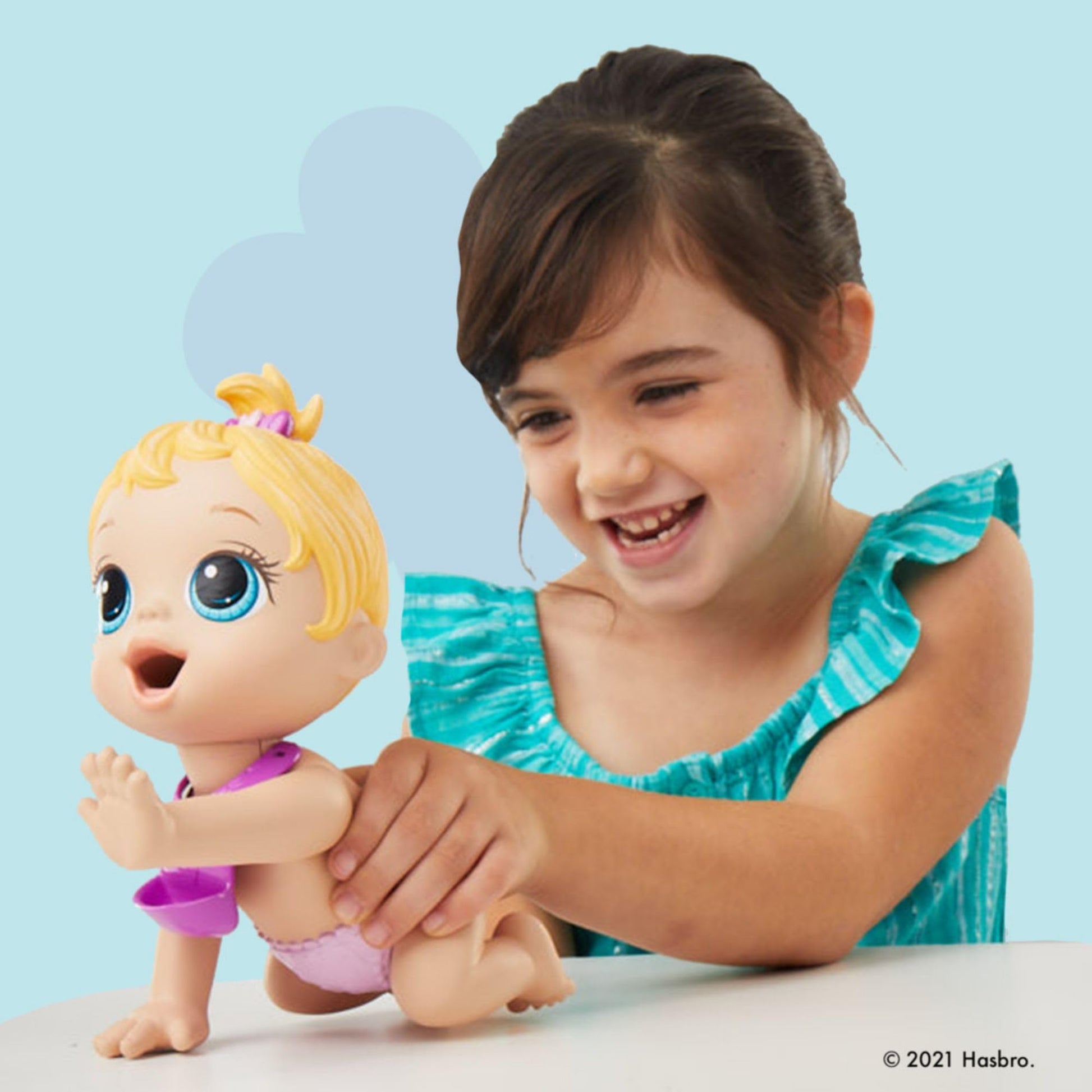 Hasbro, Baby Alive, Hora de Comer - Cabello Rubio, Muñeca para Niñas de 20 cm, con 4 Accesorios Incluidos, Edad Recomendada: 3 Años en Adelante