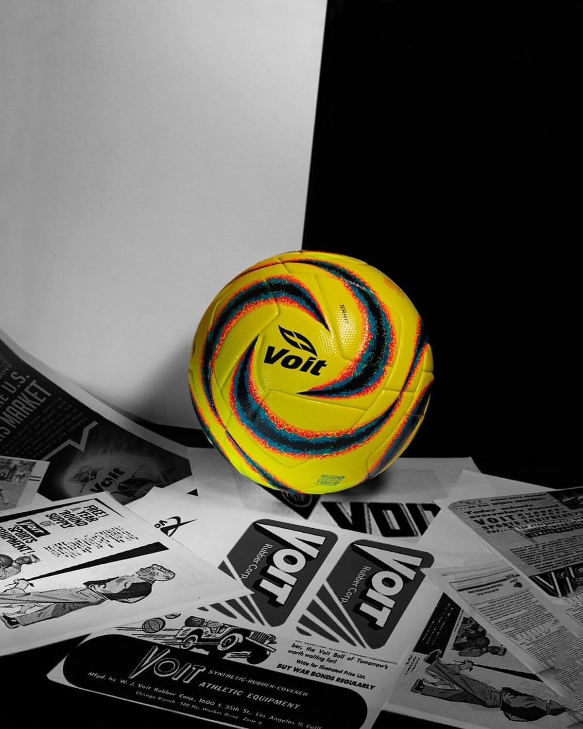 Balón de Fútbol Voit No. 5 Tempest FIFA Quality Pro Clausura 2024 Liga MX