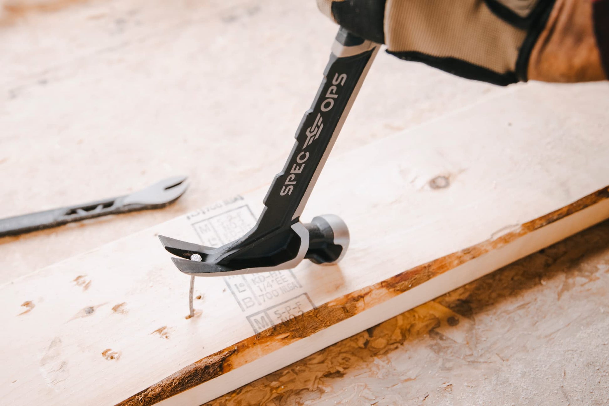 Martillo de Encuadre Spec Ops Tools Negro Garra Rasgada Absorbente de Golpes