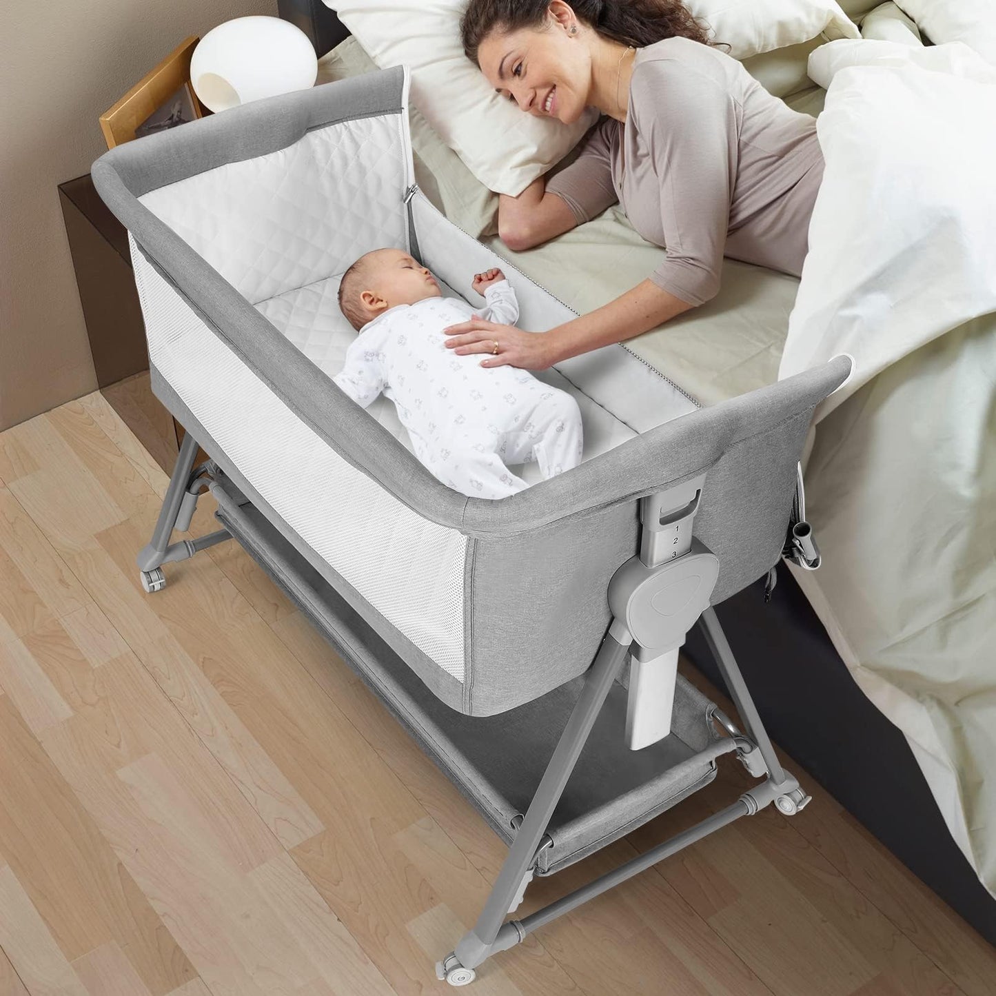 Cowiewie - Moisés para cama de noche, con 7 altura ajustable, moisés de noche para bebé con almacenamiento, malla transpirable y colchón, moisés portátil fácil de plegar (pirámide gris claro)