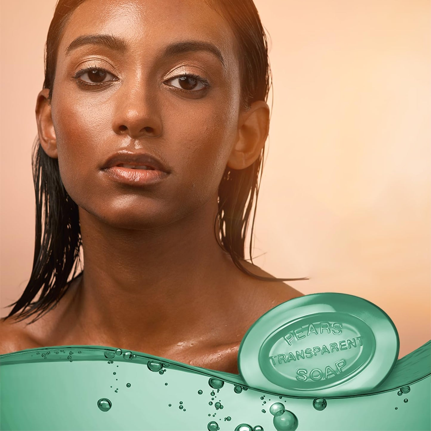 PEARS Jabón de peras, jabón facial y corporal, paquete variado, paquete de 12 – Paquete de jabón transparente puro y suave, jabón de glicerina hidratante para piel brillante, barras de jabón ámbar, azul y
