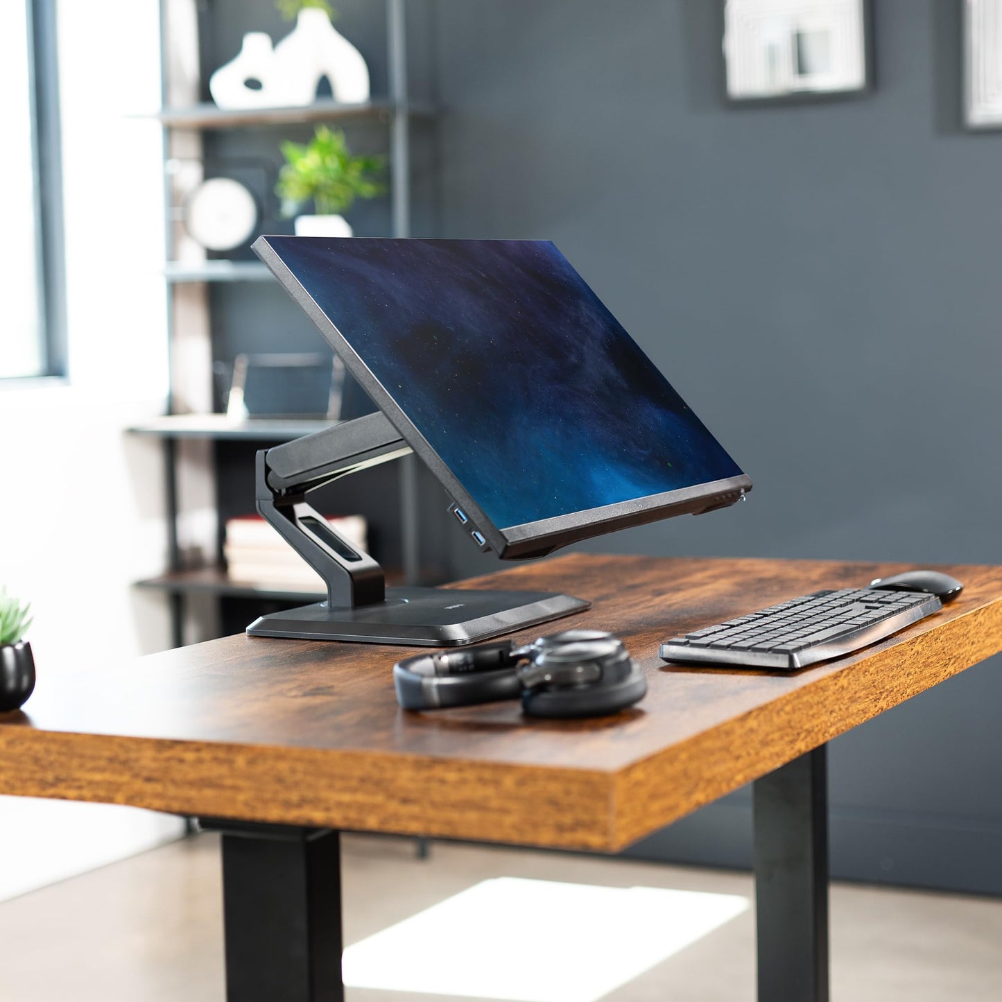 Soporte de Monitor VESA VIVO Negro con Brazo Neumático y Base Giratoria para Visualización Táctil