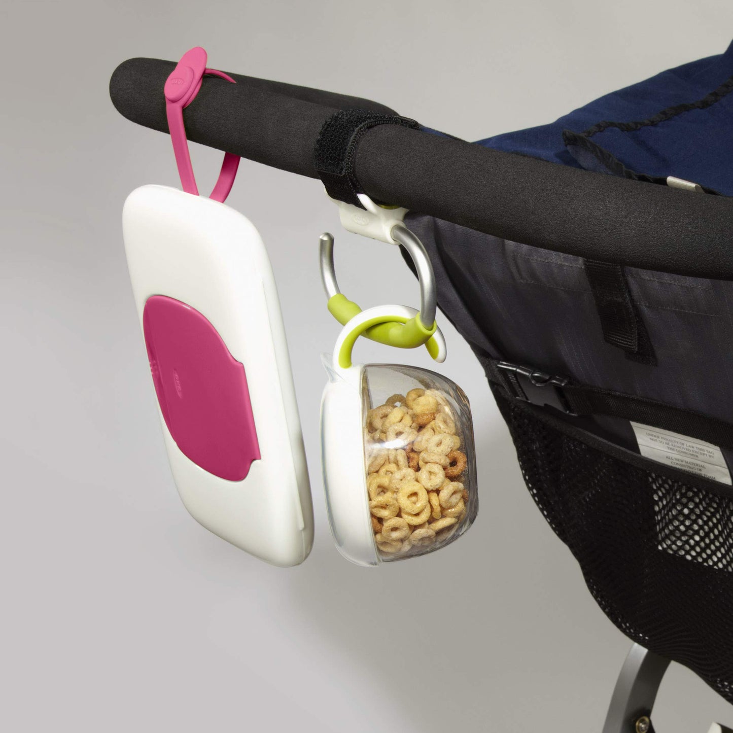OXO Tot Dispensador de toallitas sobre la marcha, Rosado