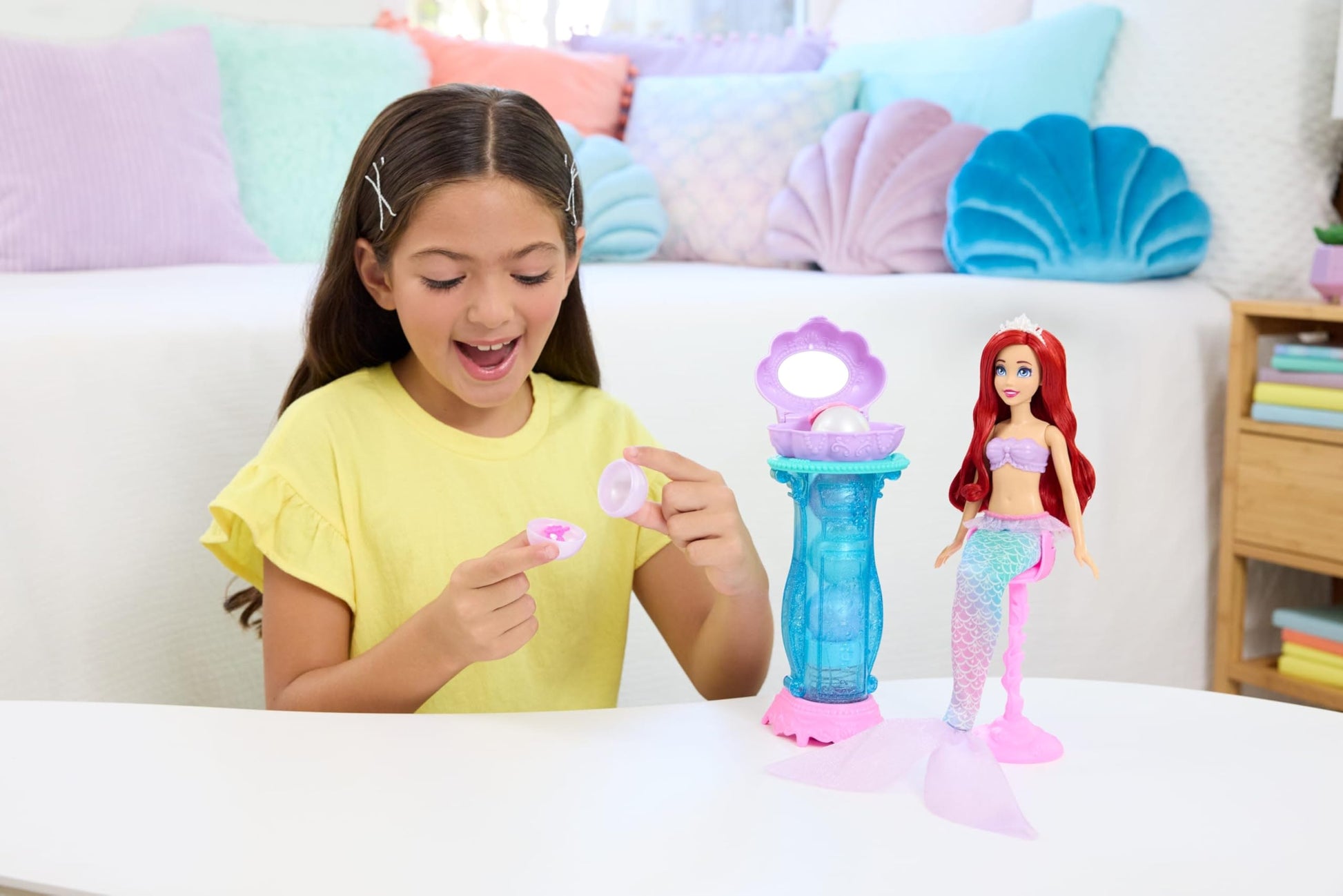 Disney Princesa Set de Juego Ariel con Accesorios Sorpresa para niñas de 3 años en adelante