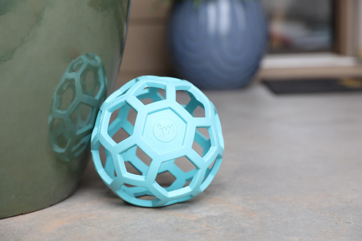 Juguete Bola de Rompecabezas JW Pet Azul Hule Natural Grande para Perro