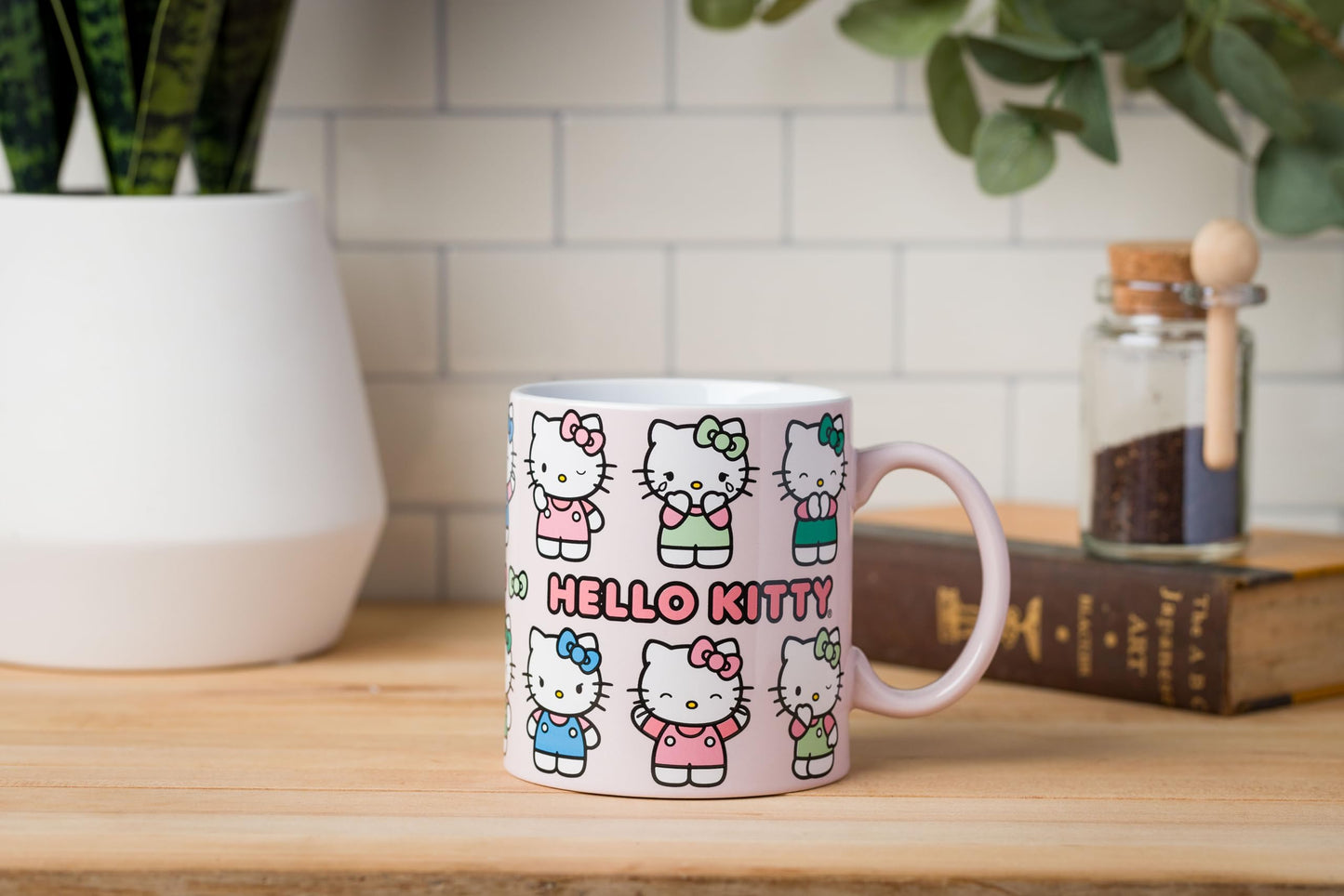 Taza Sanrio Hello Kitty Emociones y Poses 20 Onzas
