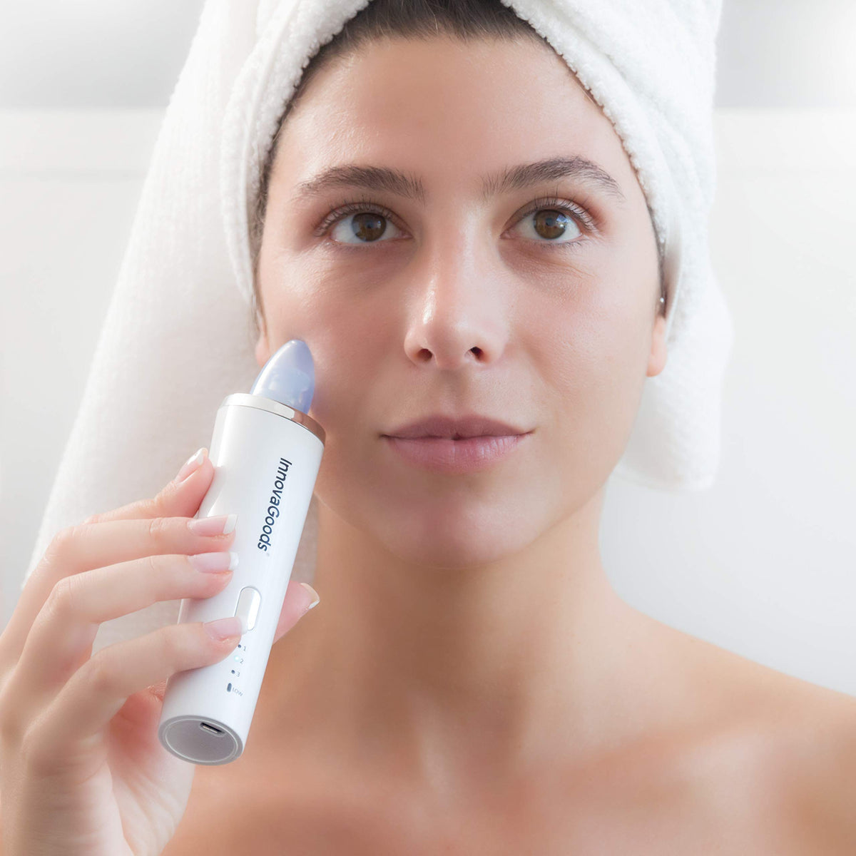 InnovaGoods - Limpiador Facial Eléctrico de Puntos Negros e Impurezas Recargable USB con 3 Cabezales Intercambiables, Removedor Aspirador de Puntos Negros, Limpiador de Poros