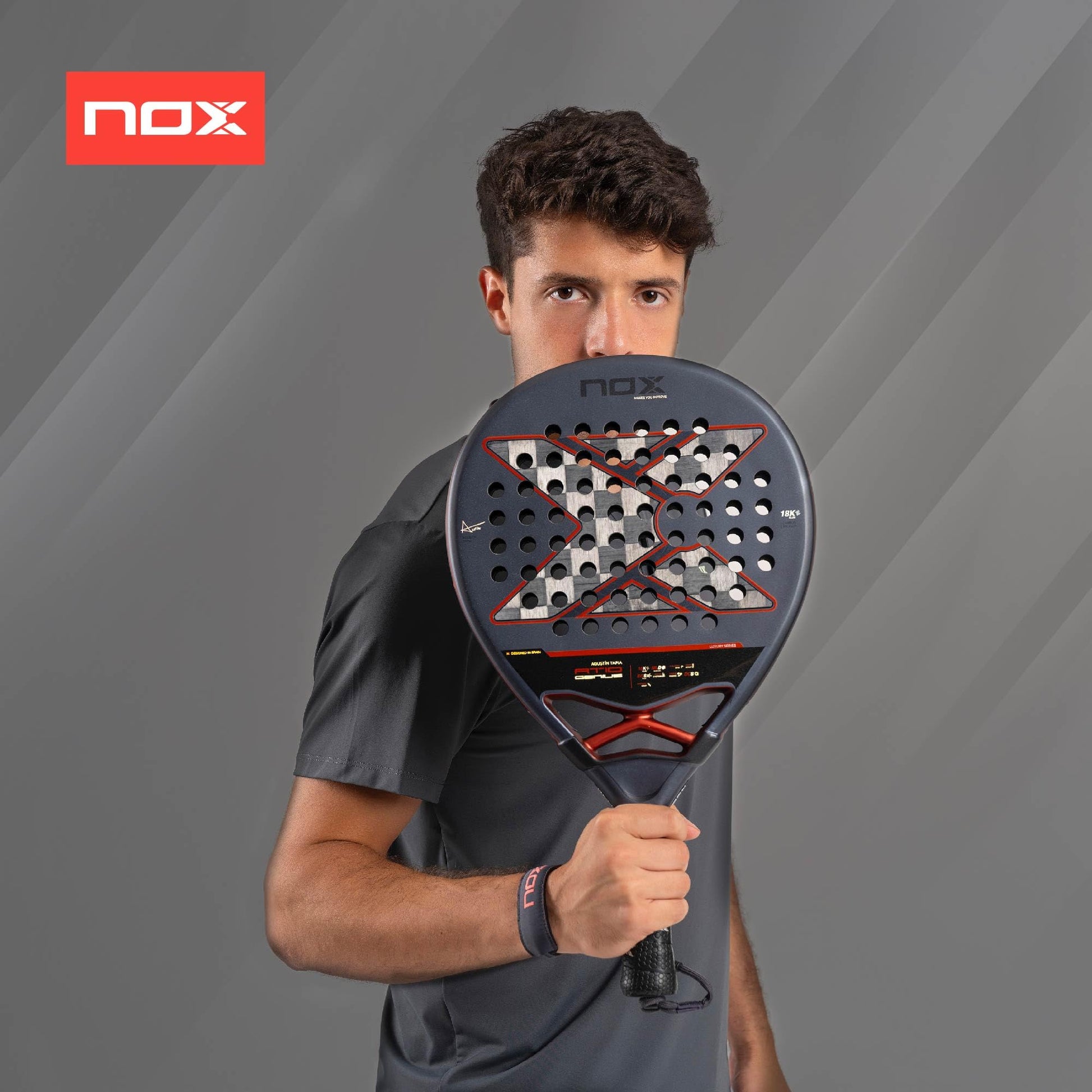 Pala de Pádel NOX AT10 Genius 18K Roja 2025