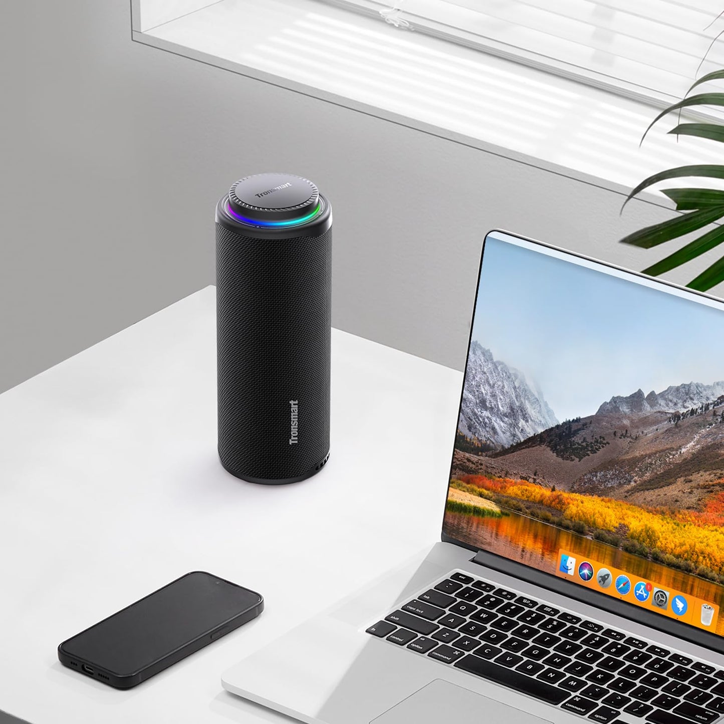 Tronsmart T8 Bocina Bluetooth Portátil para Exteriores, Sonido más Potente y nítido de 40W, Sonido de 360°, Audio de 2.1 Canales, IPX7, Personalizados Audio y Luces, cordón portátil (Azul)