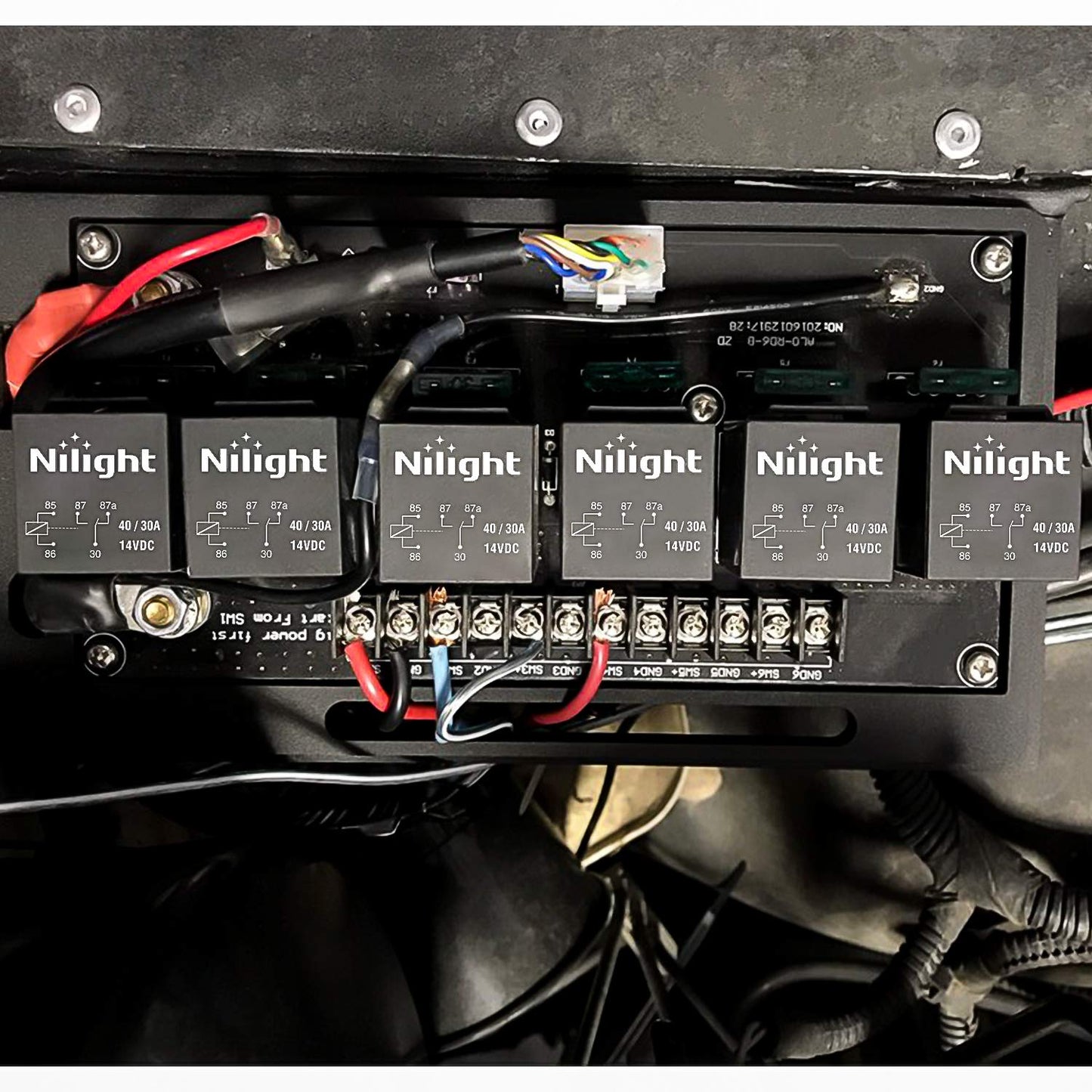 Relé SPDT Nilight 12V Negro Repuesto de 5 Pines y 40/30 Amperios para Automóviles y Barcos Marinos