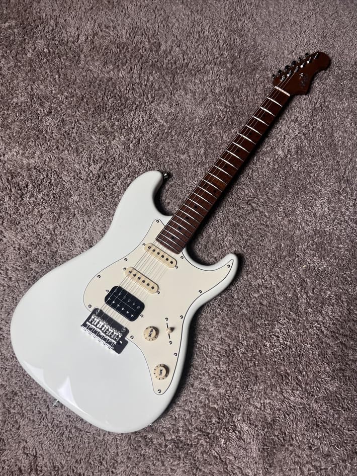Jet Guitars JS400 OW Strat Guitarra, Pastillas HSS Alnico, cuerpo de tilo sólido, 22 trastes cuello de arce tostado, trémolo de 2 puntos