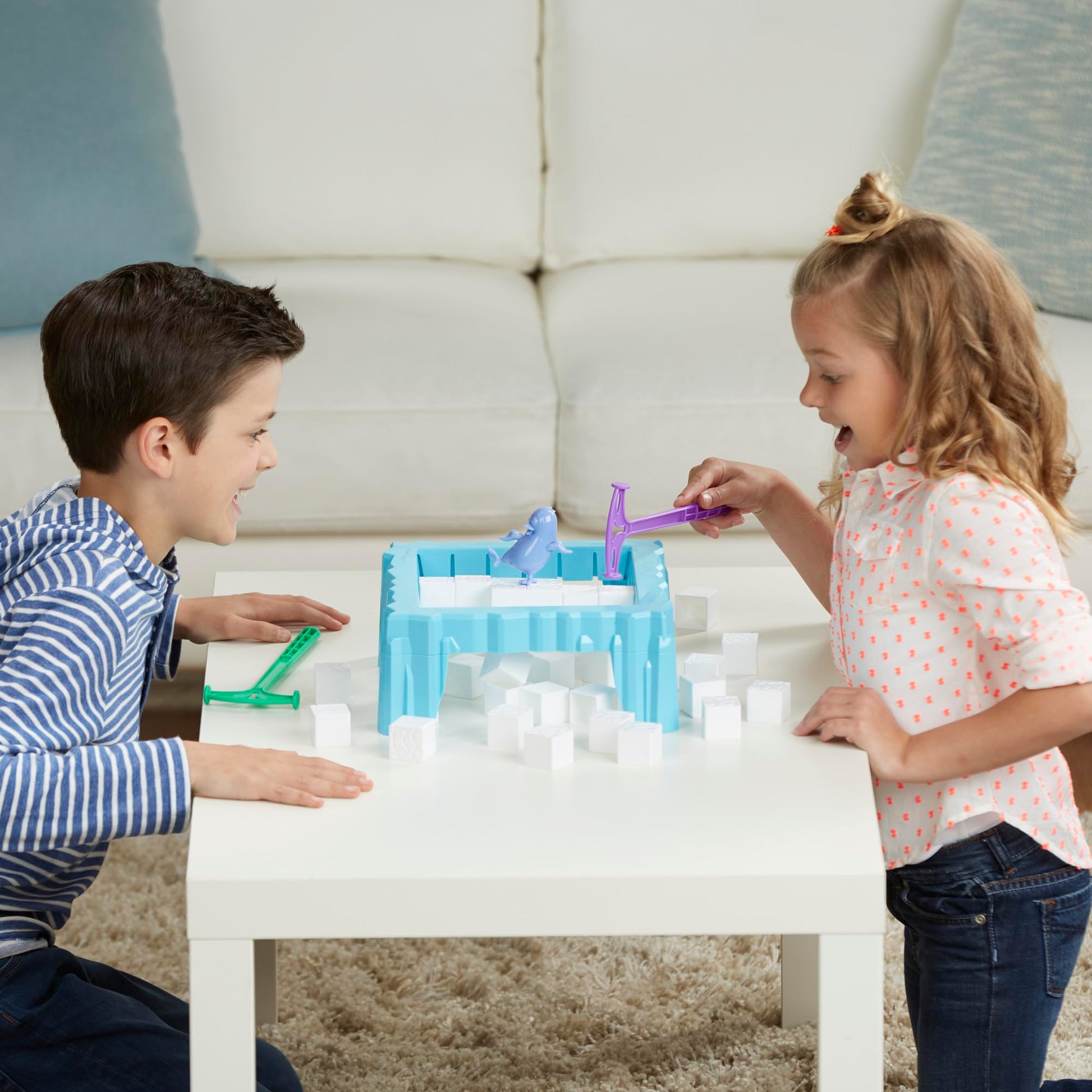 Hasbro Gaming Don't Break The Ice Juego Preescolar, Juegos de Mesa para niños a Partir de 3 años