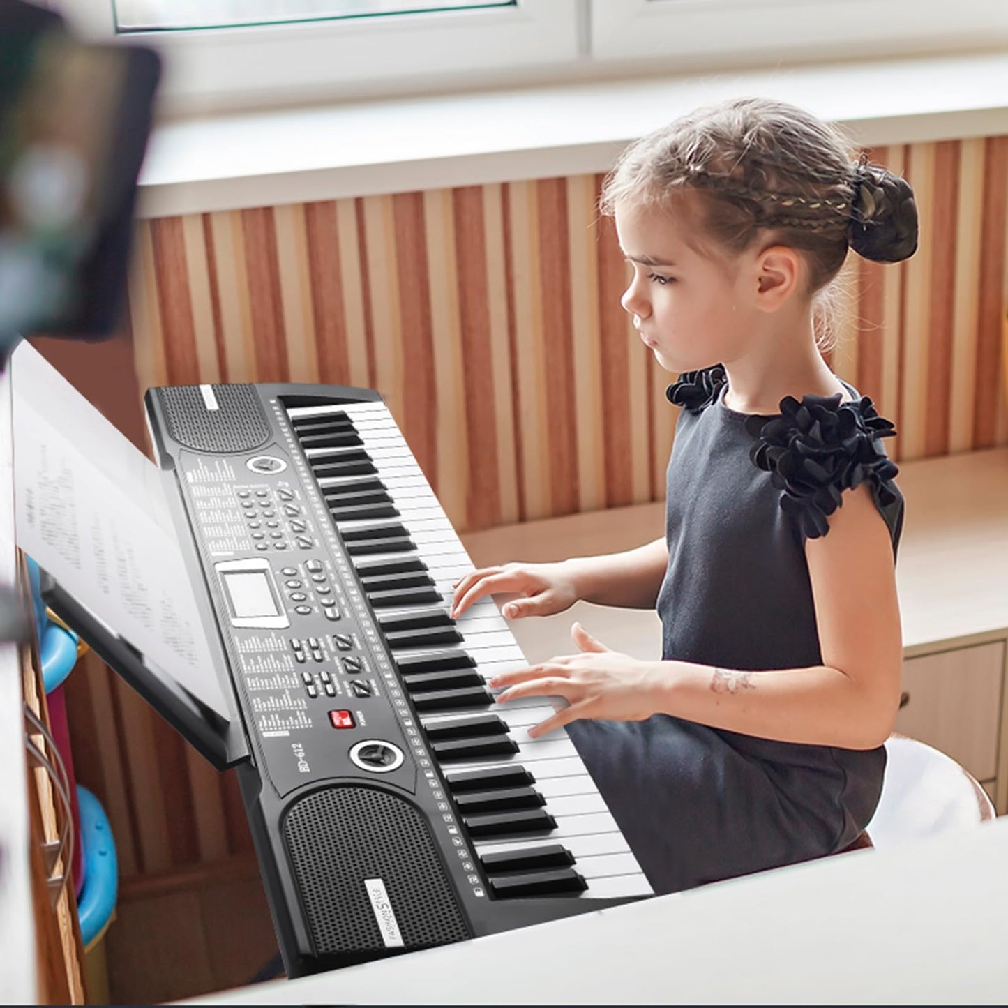 GILLAS Piano Eléctrico con 61 Teclas Estándar, Teclado Electrónico Portátil, Teclado Musical para Principiantes, Teclados Musicales Portátil para Principiantes Niños Estudio, Negro