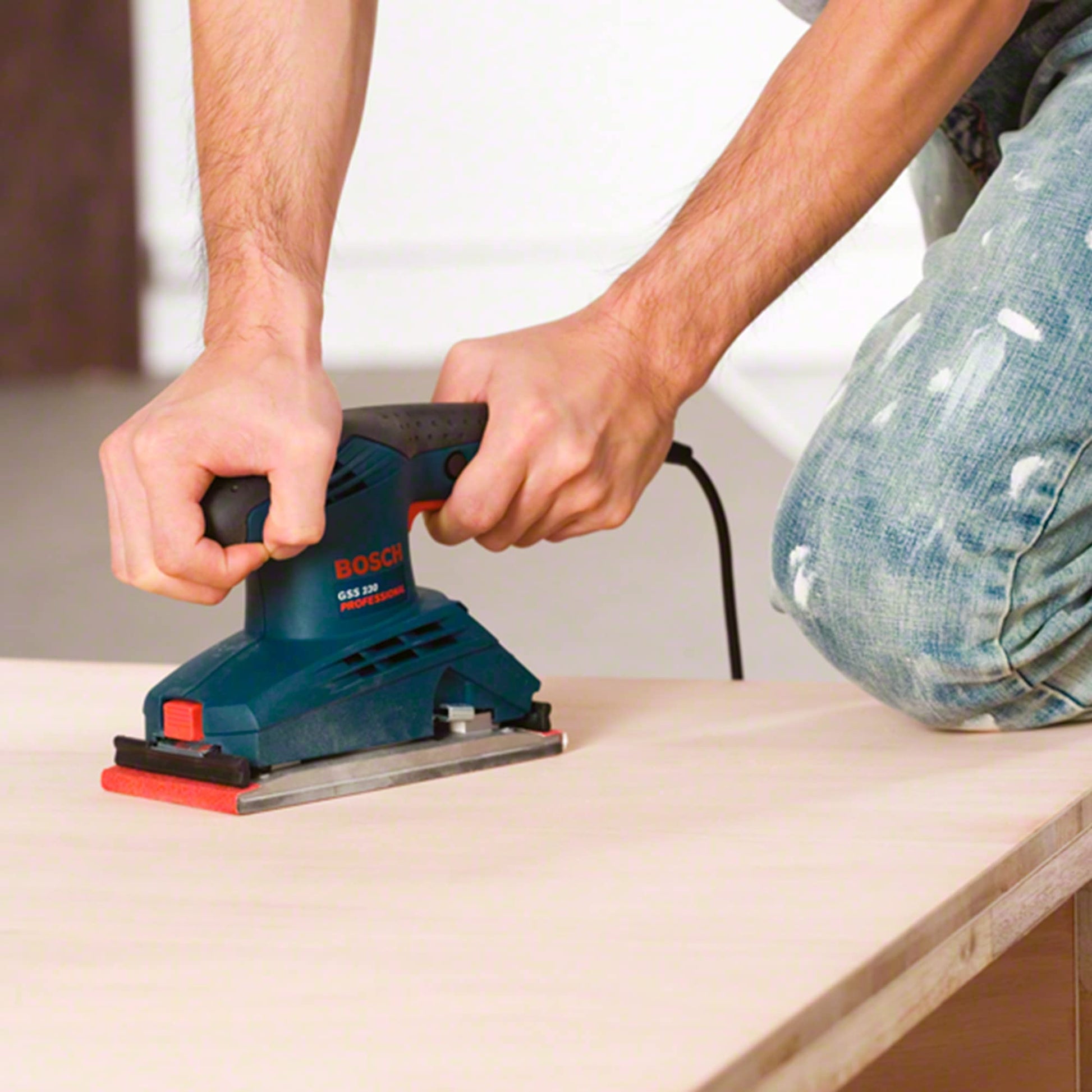 Bosch Lijadora Orbital GSS 23 AE 160W 127V Colector de Polvo