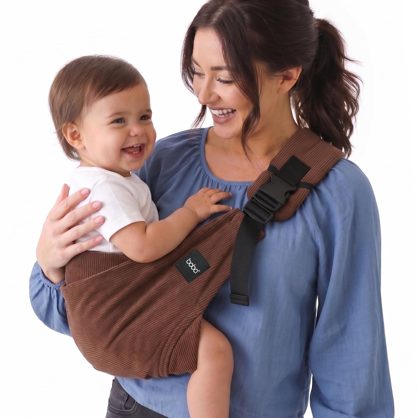 Boba Buddy - Sling portabebés de algodón de pana para bebé, ergonómico con correas ajustables, hebilla de seguridad y asiento espacioso, incluye bolsa de transporte a juego (9-48 meses/18-44 libras)
