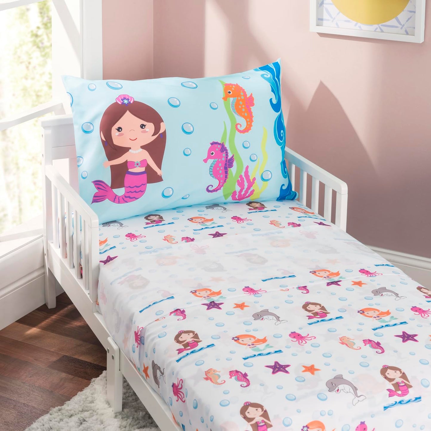 EVERYDAY KIDS Juego de ropa de cama de 4 piezas para niños pequeños -Aventura de Sirenas Submarinas- Incluye edredón, sábana encimera, sábana bajera y funda de almohada reversible