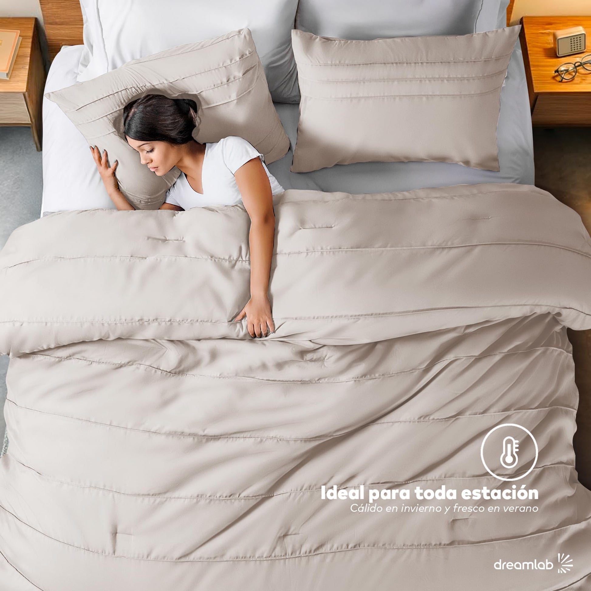 Juego Edredón Matrimonial Dreamlab Beige Ultra Suave Hipoalergénico Reversible Plisado Con Fundas de Almohada
