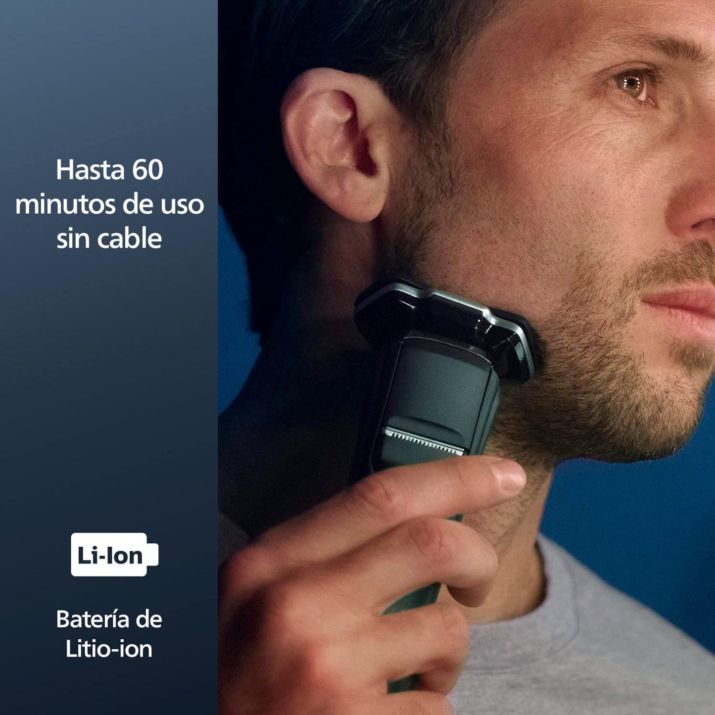 Afeitadora Eléctrica Philips Series 7000 en Húmedo y Seco con Tecnología SkinIQ con Clean Pod