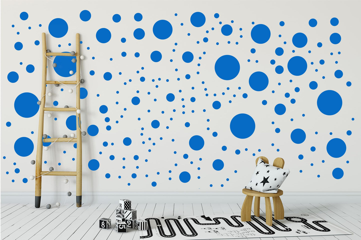 StickerDeen 500+ Calcomanías surtidas de lunares circulares para pared para habitación de niños, sala de estar, aula, cuarto de juegos, decoración. Adhesivos de vinilo extraíbles para pared. Adhesivos