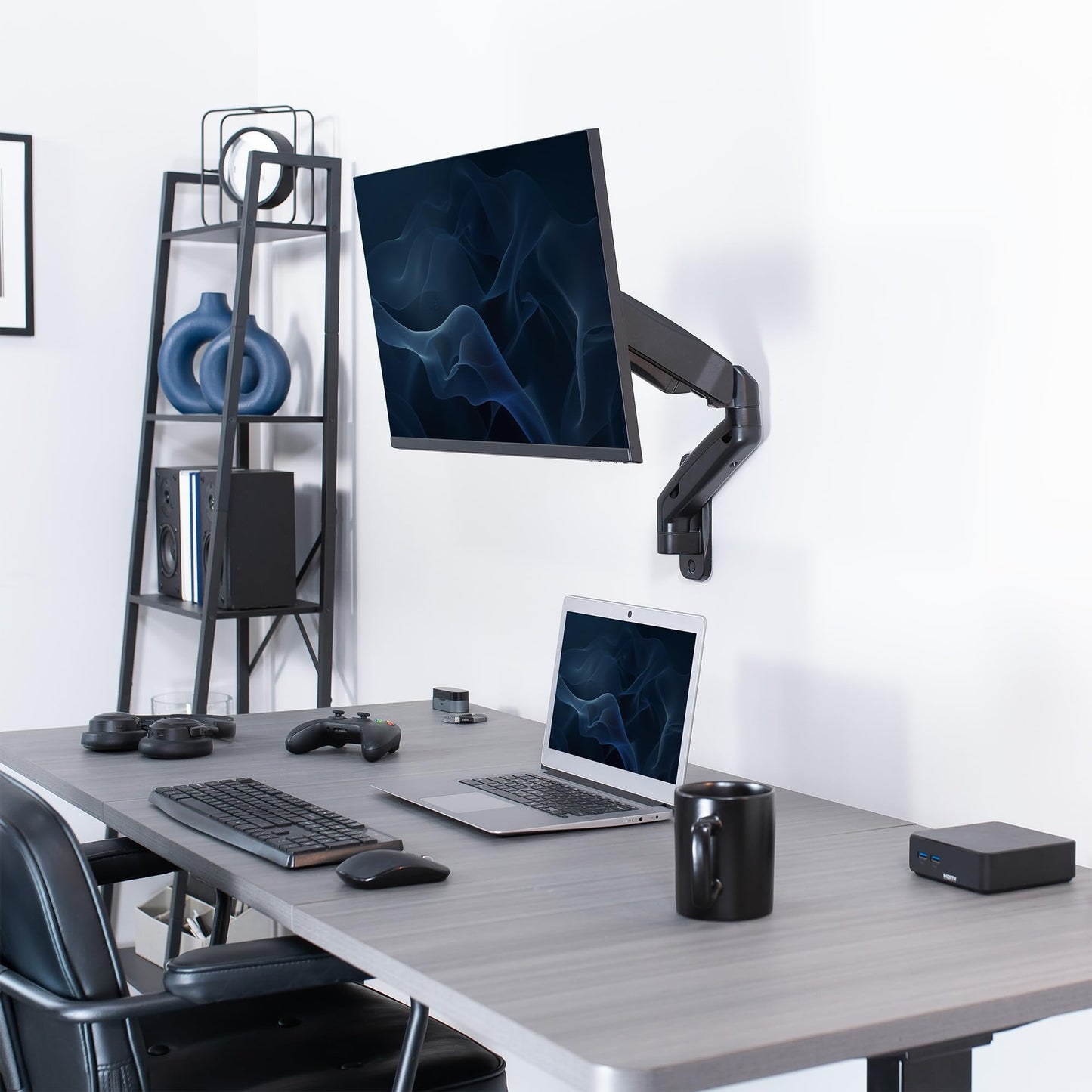Soporte de Pared Vivo Negro con Brazo Extendido Ajustable para Monitor de 17 a 32 Pulgadas