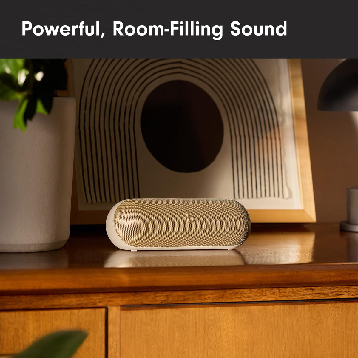 Altavoz Bluetooth Beats Pill Oro Campagne Resistente al Agua con Cargador Inalámbrico USB-C y Micrófono Integrado para Apple y Android Reacondicionado