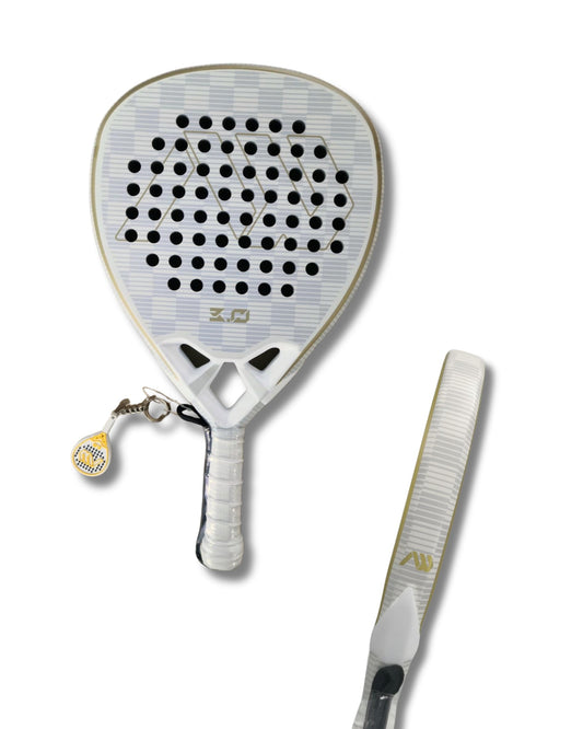AW DEPORTES Pala de Padel 100% Fibra de Carbono 18K – Raqueta Deportiva con Tecnología Núcleo Goma EVA, 375 grs, AW 3.0 Striker Blanco